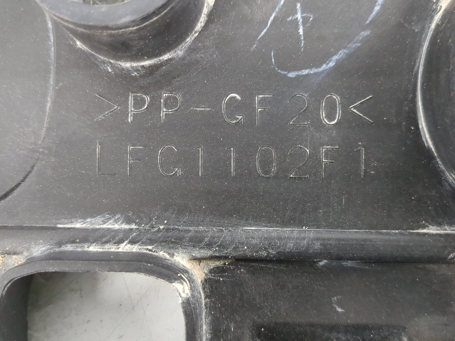 2015 Mazda Mx-5 Miata Engine Cover - Oemusedautoparts1.com