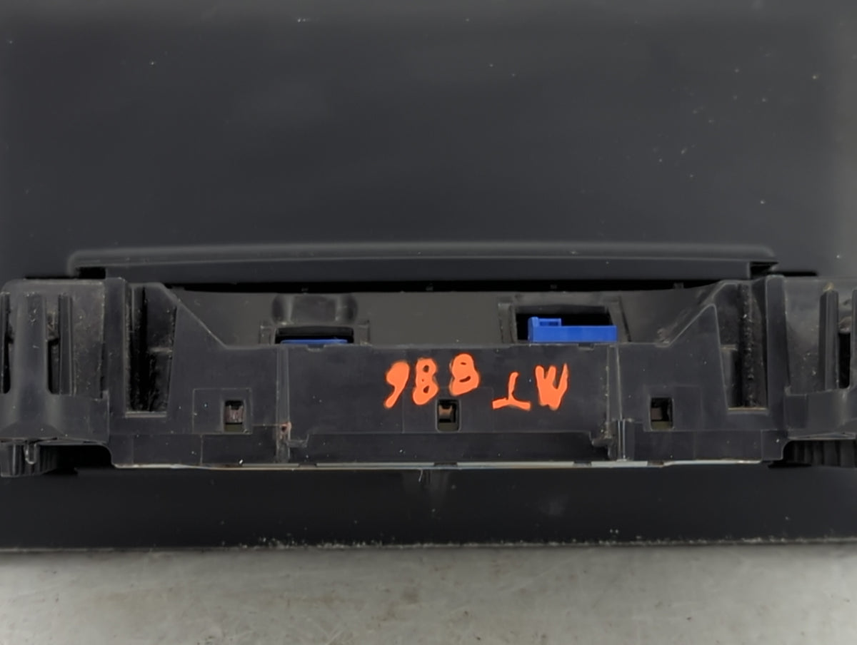 2015 Mercedes-benz C-class Information Radio Display Screen Black - Oemusedautoparts1.com