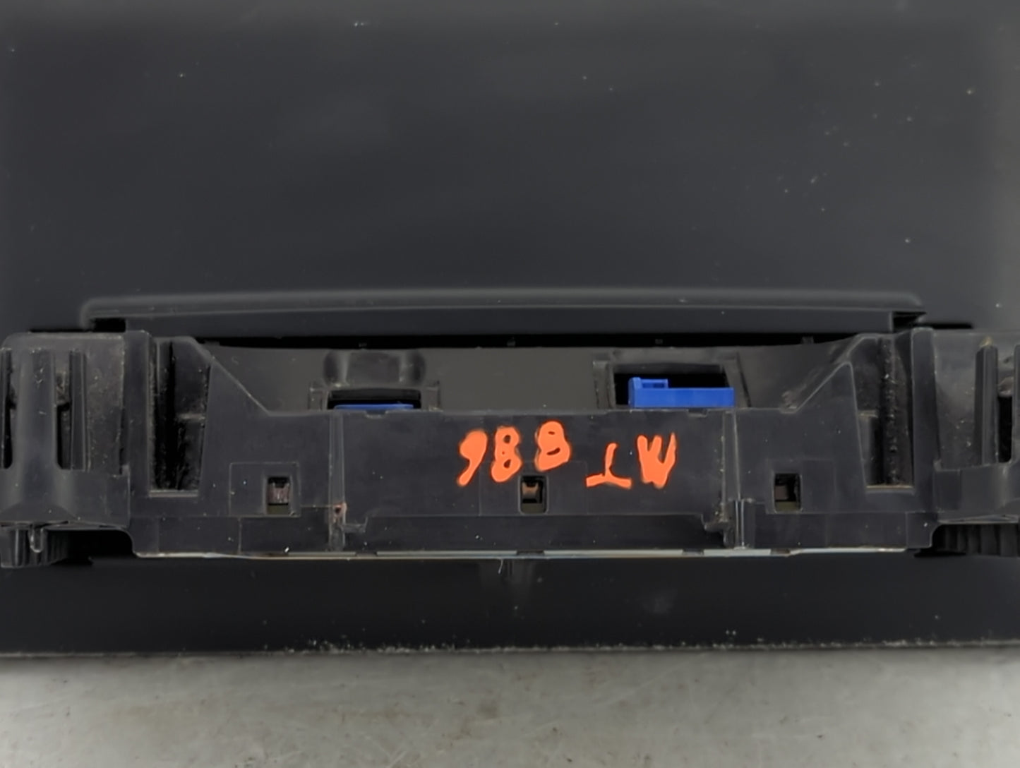 2015 Mercedes-benz C-class Information Display Screen Black - Oemusedautoparts1.com