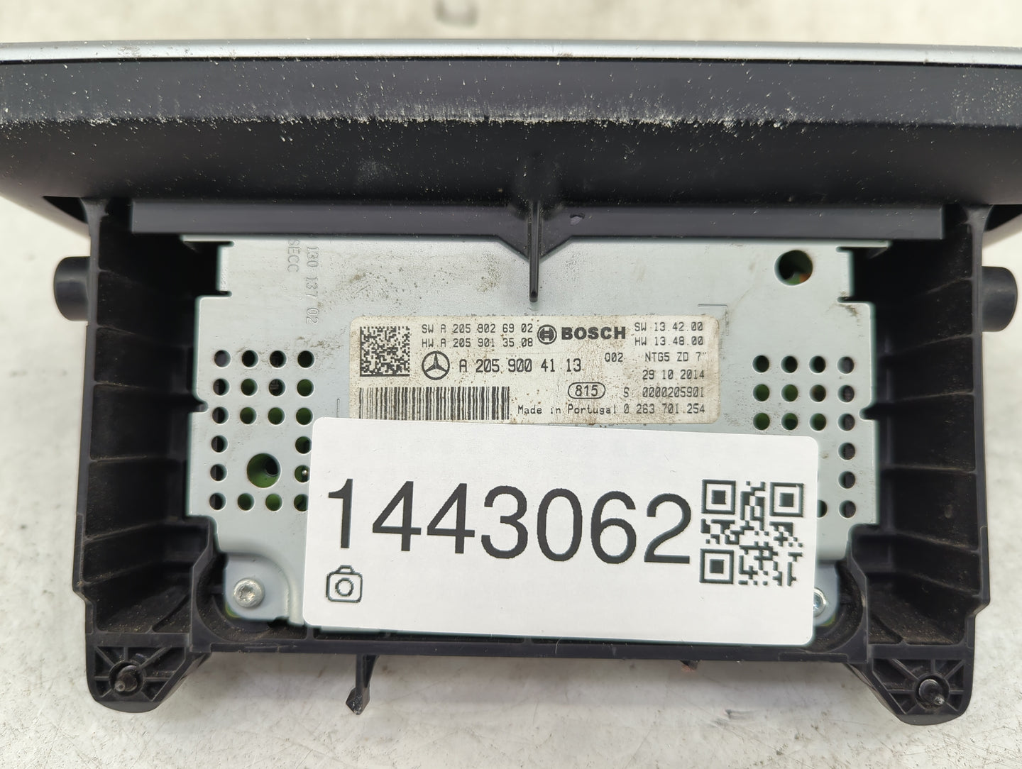 2015 Mercedes-benz C-class Information Display Screen Black - Oemusedautoparts1.com