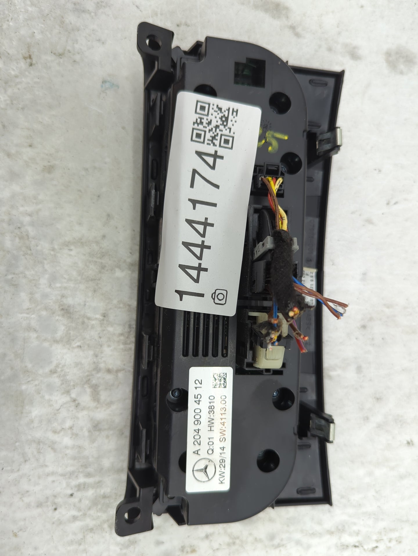 2015 Mercedes-Benz C-Class Climate Control Module Temperature AC/Heater Replacement P/N:A2049004512 Fits Fits 2016 2017 2018