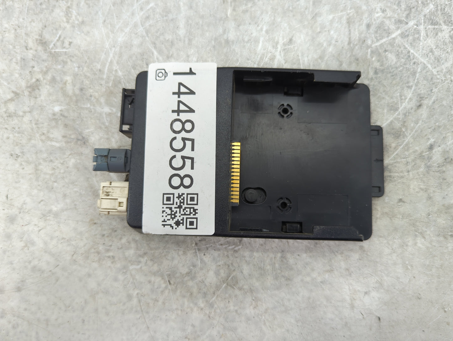 Mercedes-benz C-class Driver Assist Control Module - Oemusedautoparts1.com