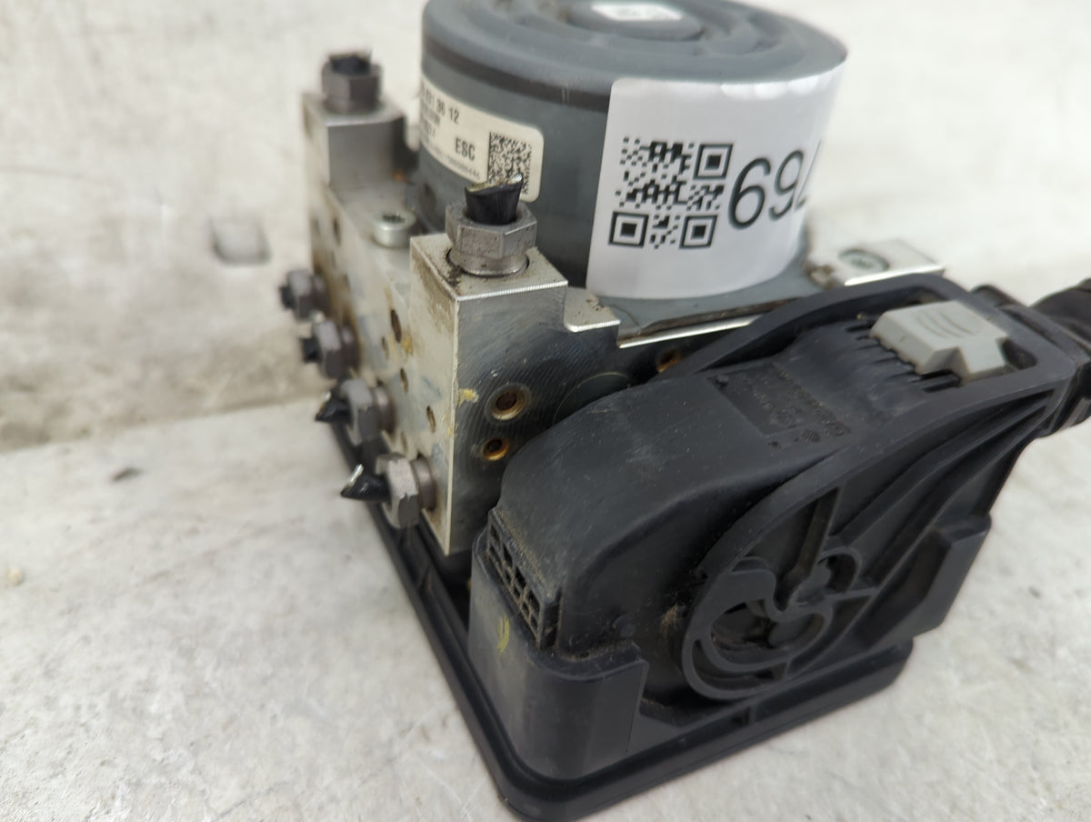 2015 Mercedes-Benz C-Class Anti-Lock Brake ABS Pump Module Actuator OEM P/N:A2054313612 Fits OEM Used Auto Parts - Oemusedau