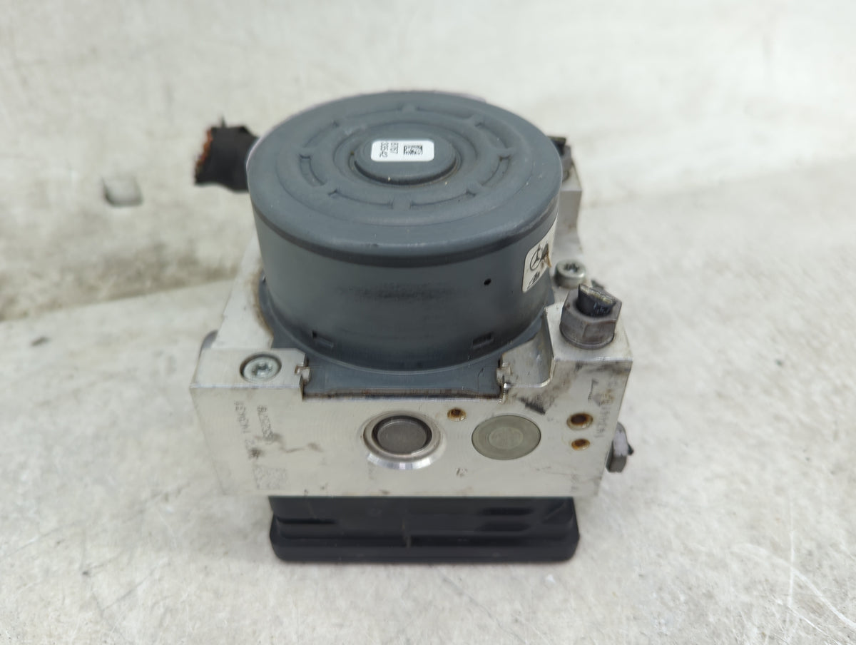 2015 Mercedes-Benz C-Class Anti-Lock Brake ABS Pump Module Actuator OEM P/N:A2054313612 Fits OEM Used Auto Parts - Oemusedau