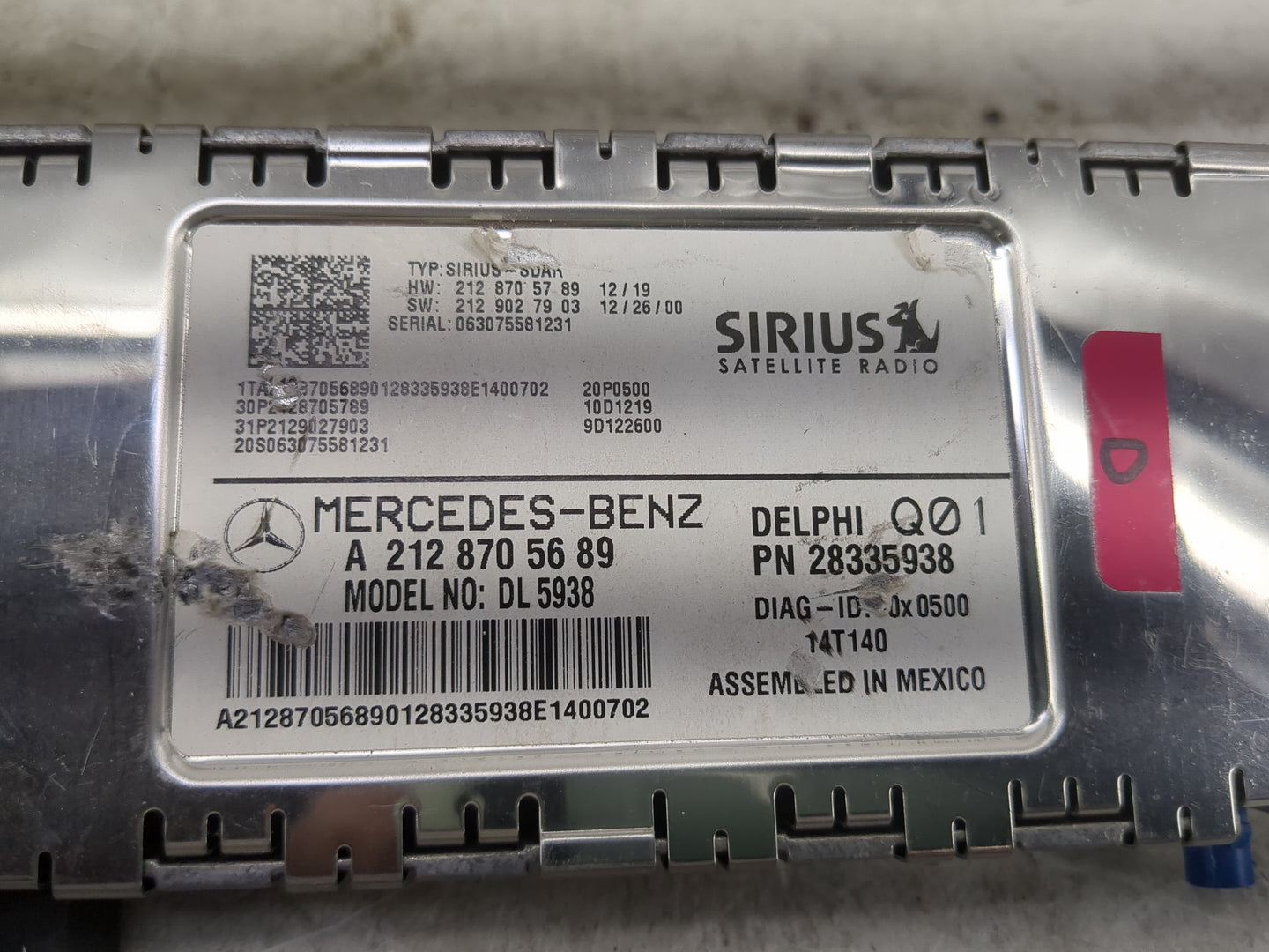 2015 Mercedes-Benz C-Class Radio AM FM Cd Player Receiver Replacement P/N:A2128705689 28335938 Fits Fits 2013 2014 2016 2017
