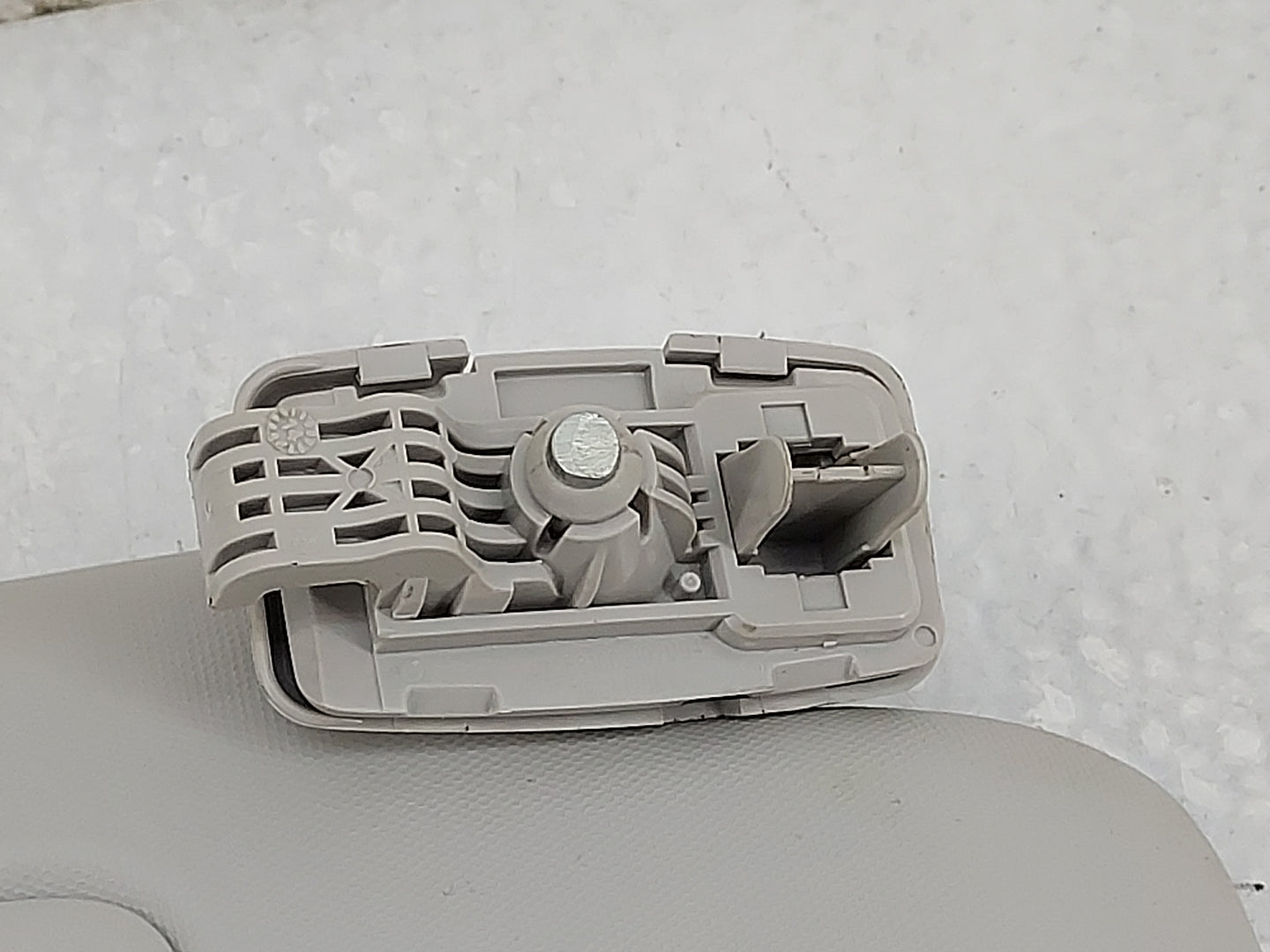 2015 Mercedes-Benz C-Class Sun Visor Shade Replacement Passenger Right Mirror Fits Fits 2016 2017 OEM Used Auto Parts - Oemu