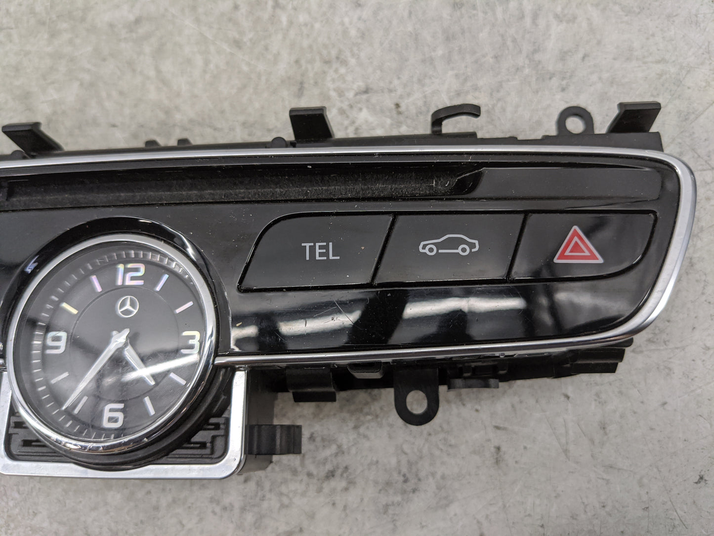 2015 Mercedes-Benz C-Class Radio AM FM Cd Player Receiver Replacement P/N:A2228270300 2105904-14 Fits Fits 2016 2017 2018 20