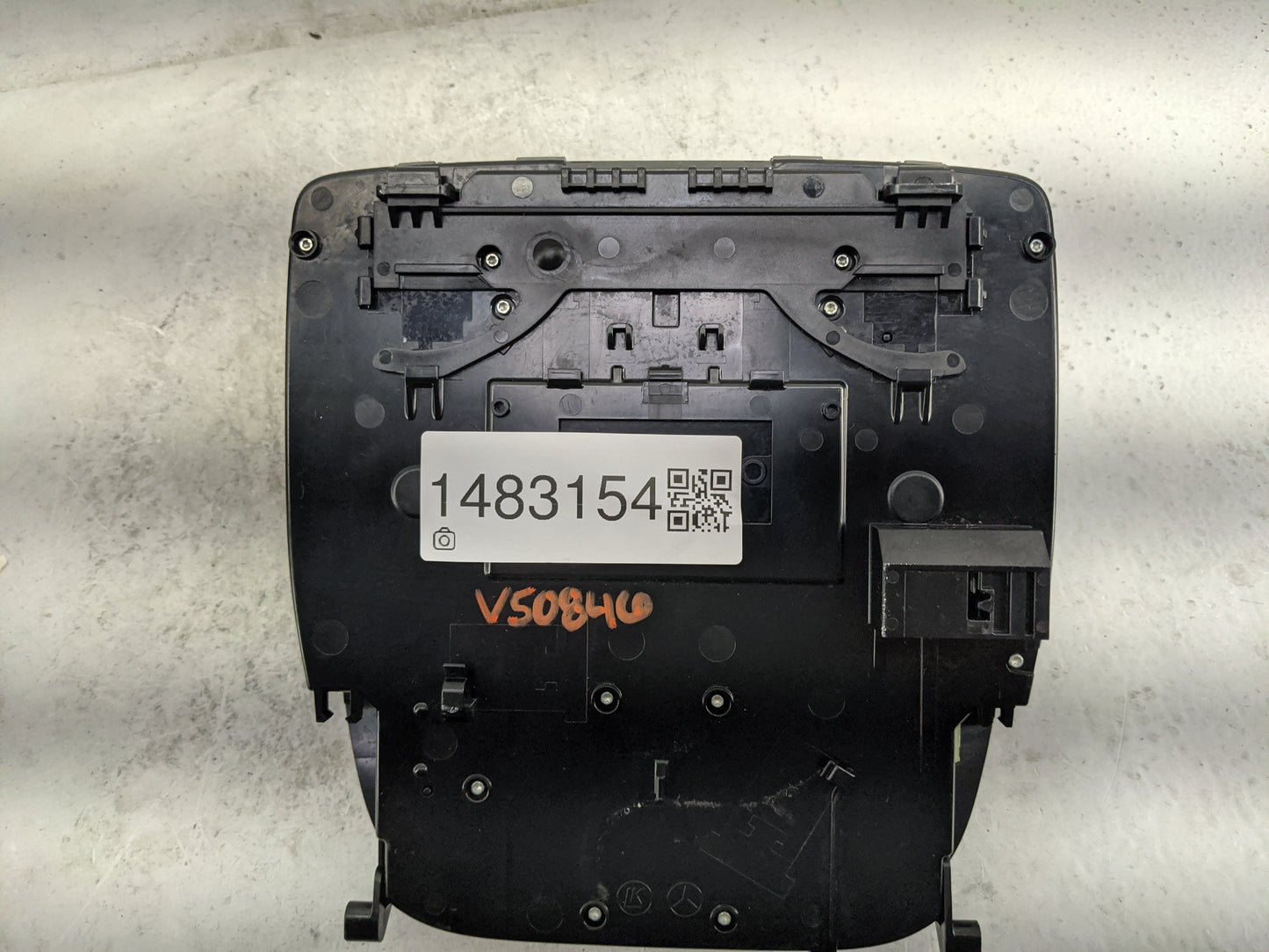 2015 Mercedes-benz C-class Overhead Roof Console Tan - Oemusedautoparts1.com