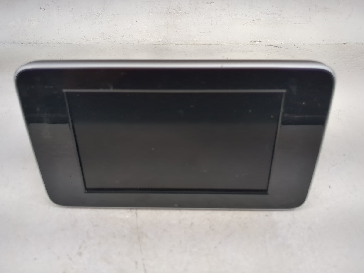 2015 Mercedes-benz C-class Information Radio Display Screen 1483673 - Oemusedautoparts1.com