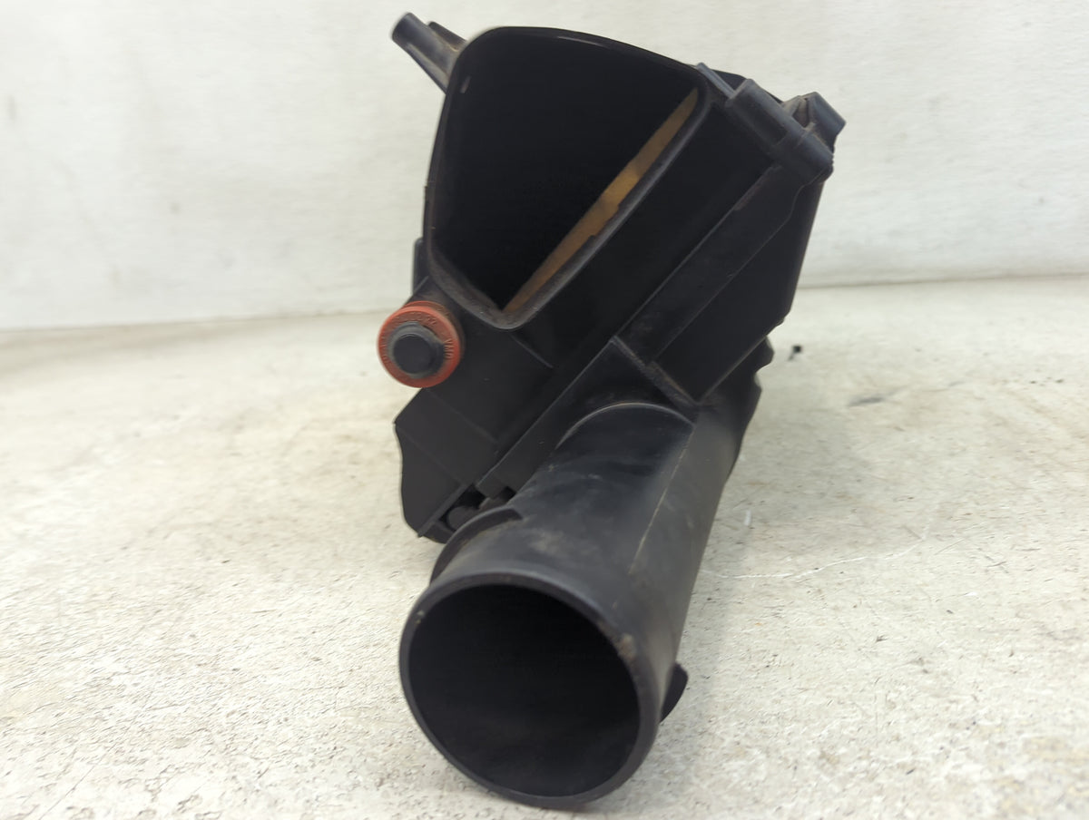 Mercedes-benz C-class Air Cleaner Intake-duct Hose Tube 1495454 - Oemusedautoparts1.com