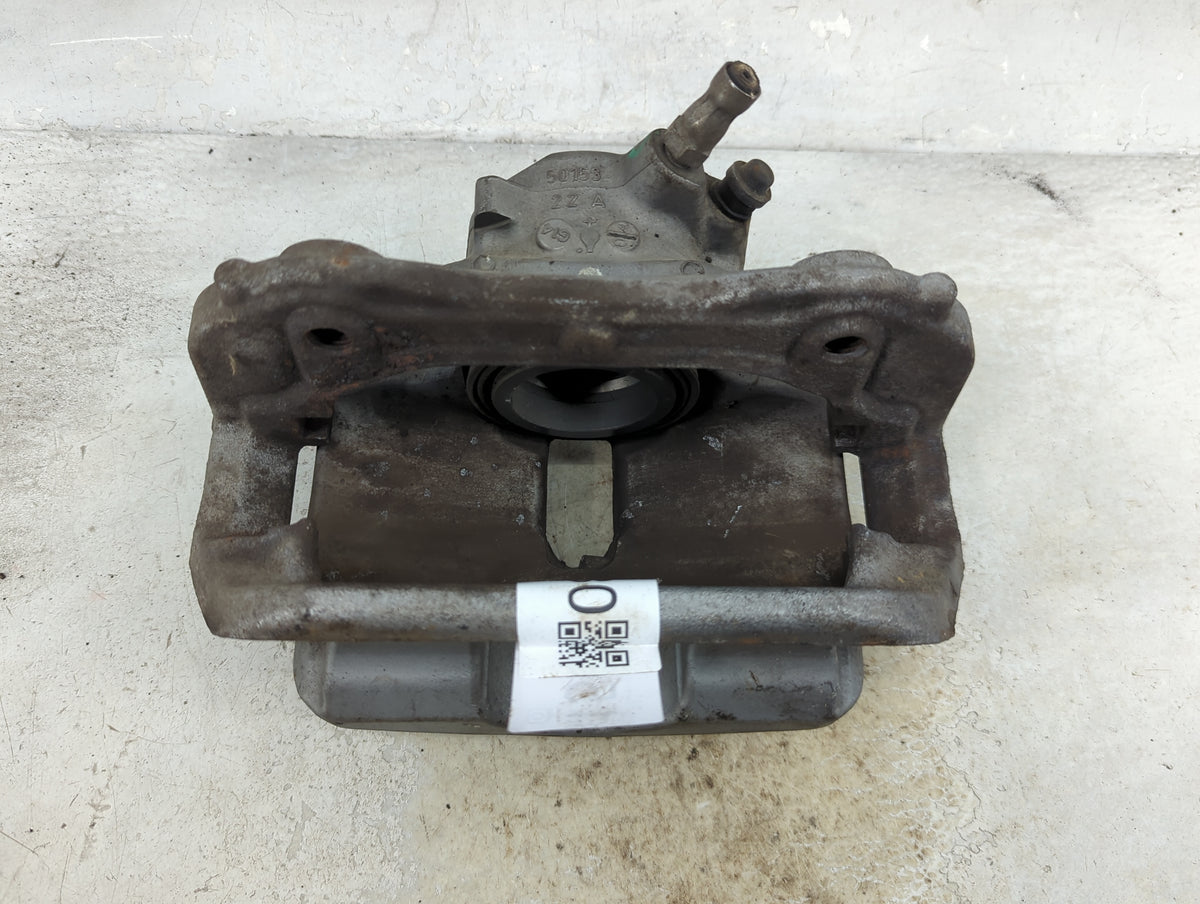 Mercedes-benz C-class Front Driver Left Brake Caliper 1509930 - Oemusedautoparts1.com