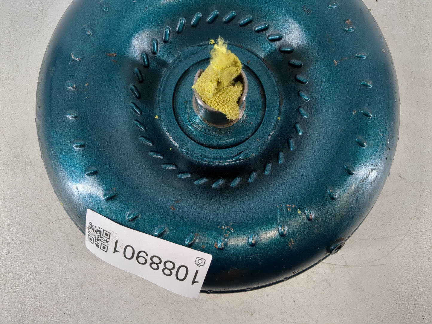 2015 Mercedes-Benz C220 Torque Converter Automatic Transmission OEM P/N:201 250 0402 Fits OEM Used Auto Parts - Oemusedautop