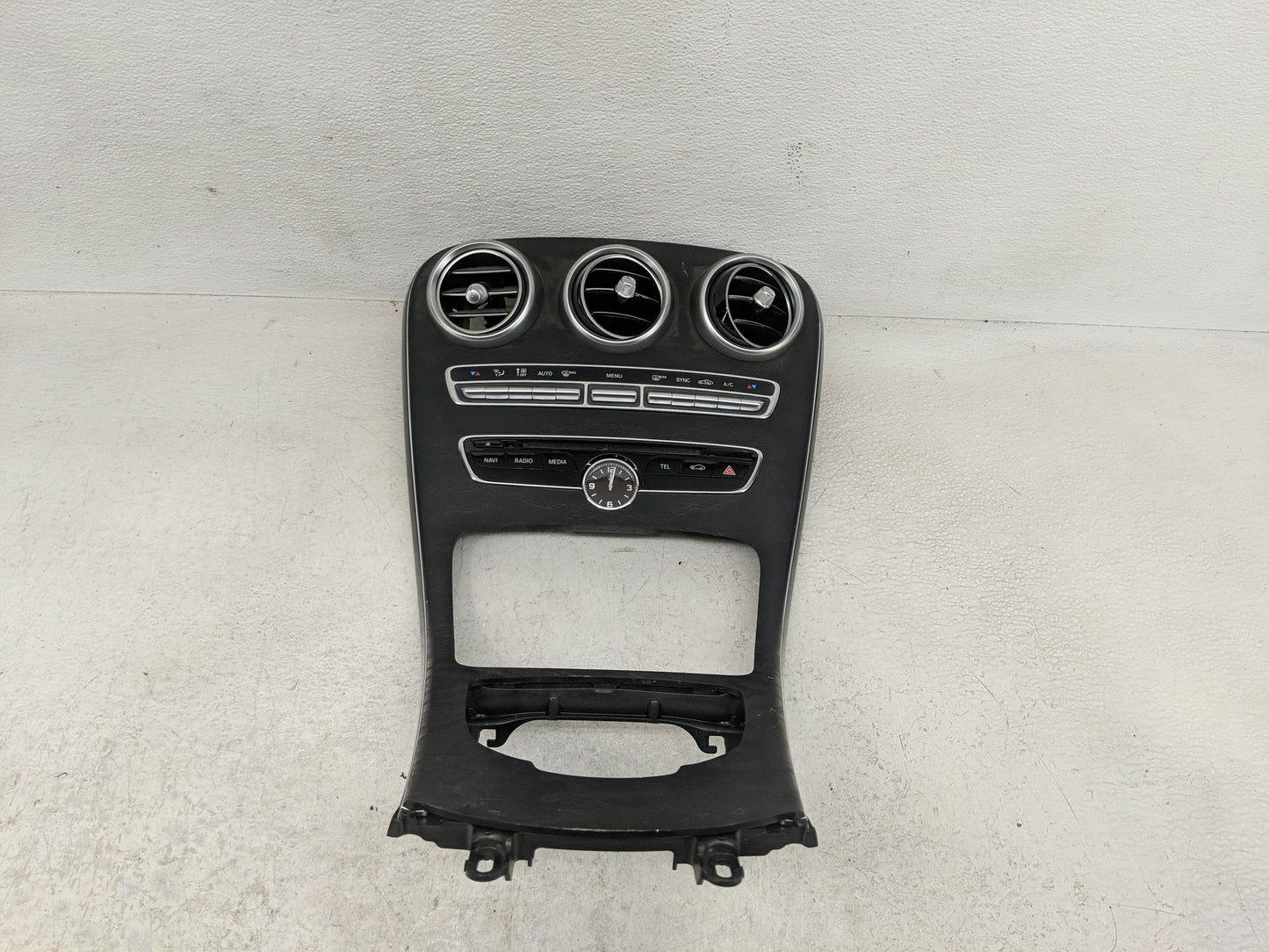 Mercedes-benz C250 Radio Control Panel - Oemusedautoparts1.com