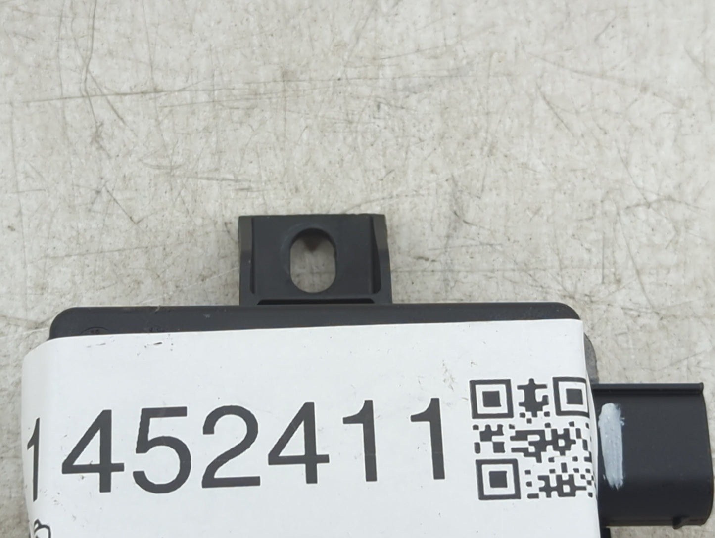 2011 Mercedes-benz C250 Body Control Module Bcm Inner Cabin Fuse Box - Oemusedautoparts1.com