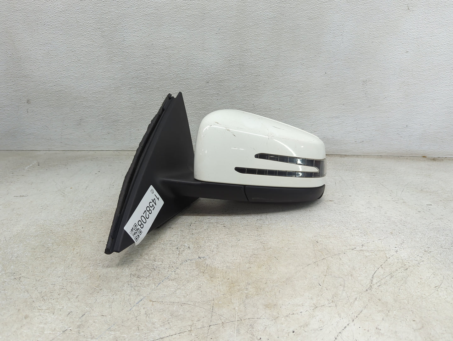 2012-2015 Mercedes-Benz C250 Driver Side View Mirror - Left Door Mirror OEM Used - Oemusedautoparts1.com