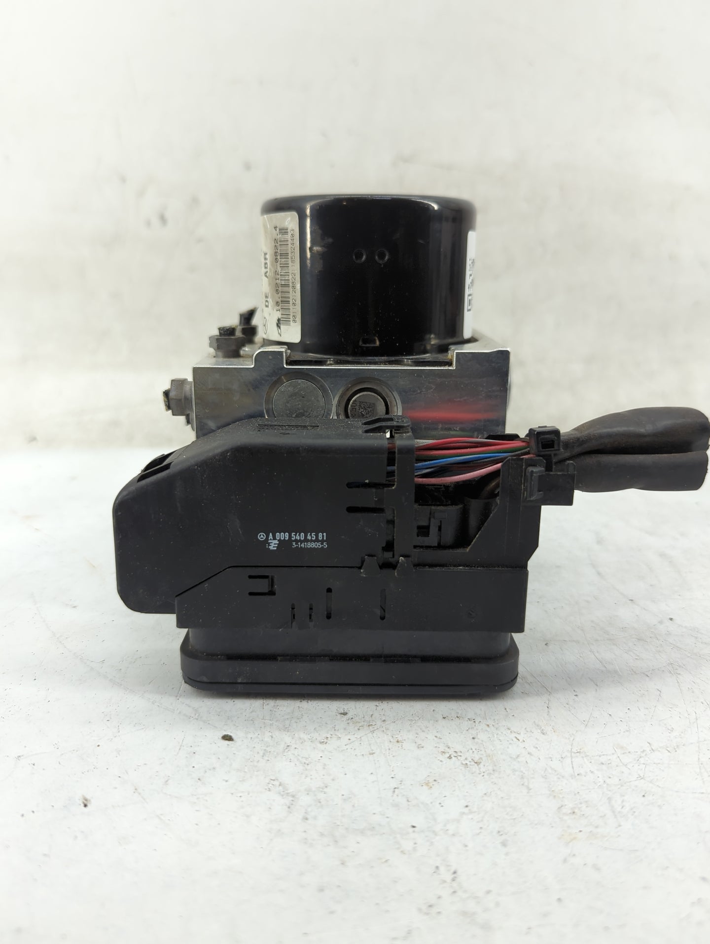 2013-2015 Mercedes-Benz C250 ABS Pump Control Module Replacement P/N:A 172 901 40 00 Fits Fits 2013 2014 2015 OEM Used Auto 