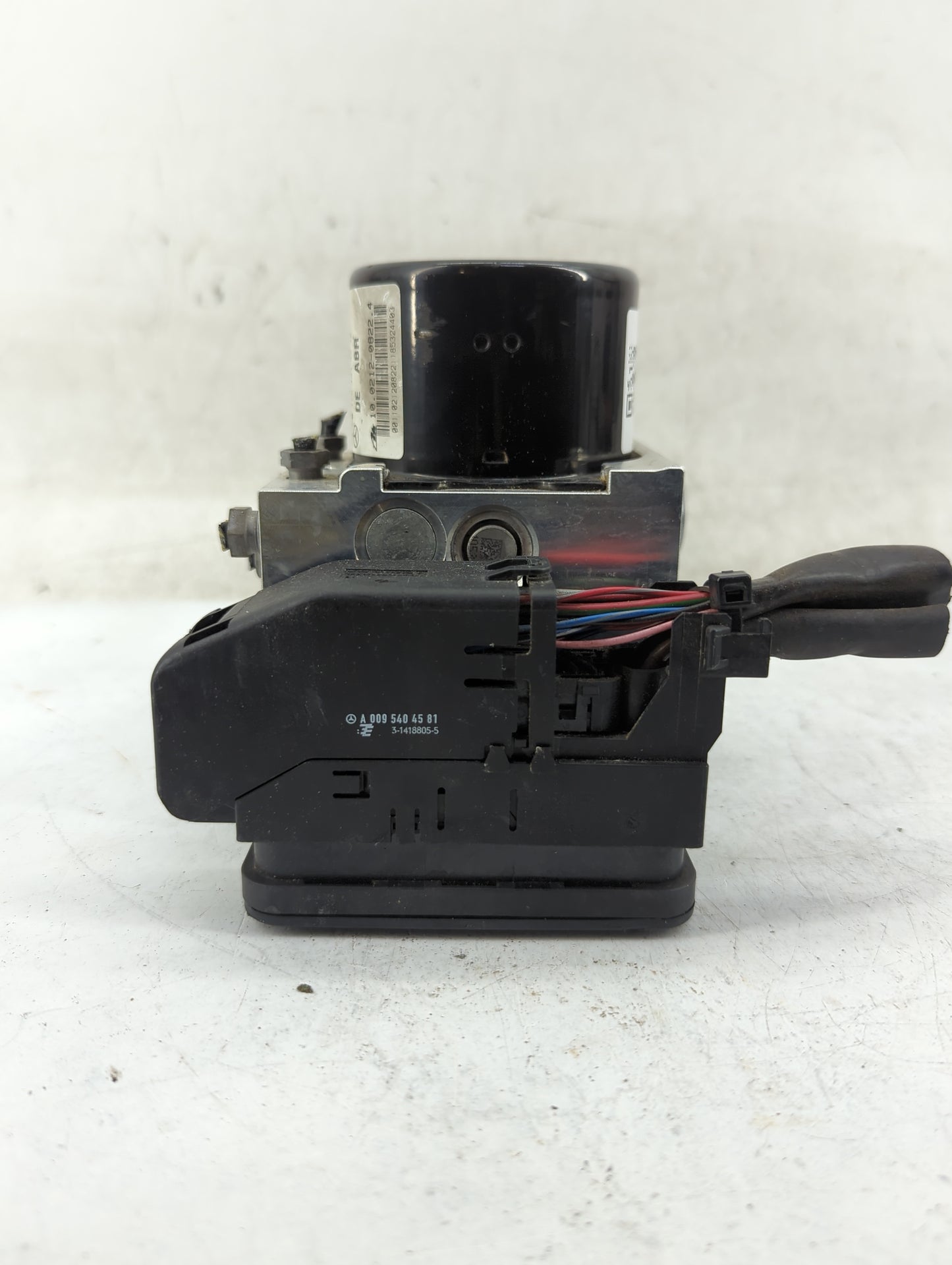 2013-2015 Mercedes-Benz C250 ABS Pump Control Module Replacement P/N:A 172 901 40 00 Fits Fits 2013 2014 2015 OEM Used Auto 