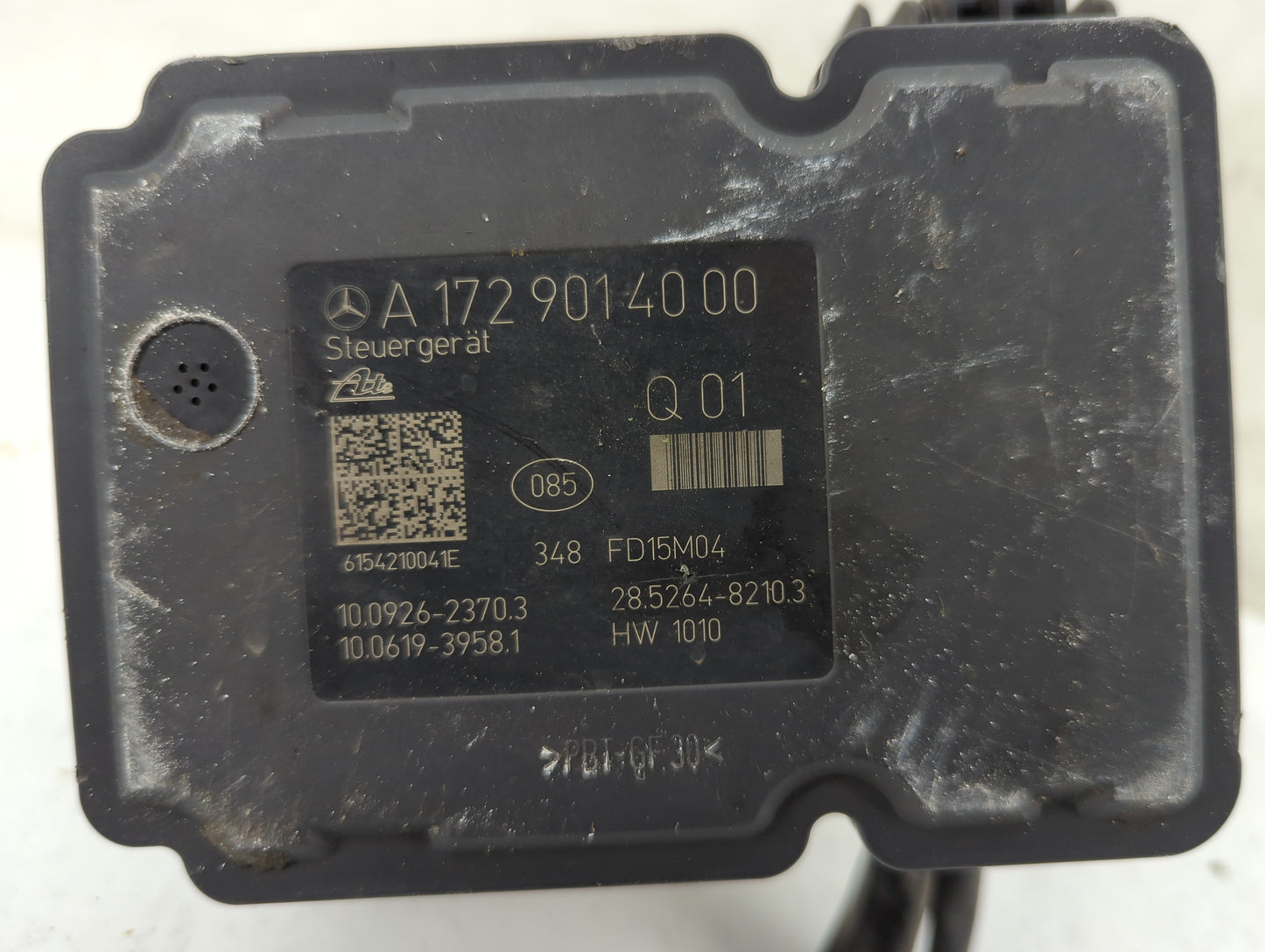 2013-2015 Mercedes-Benz C250 ABS Pump Control Module Replacement P/N:A 172 901 40 00 Fits Fits 2013 2014 2015 OEM Used Auto 