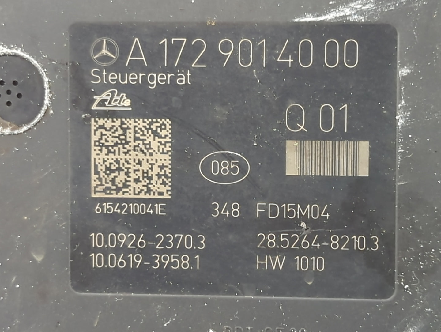 2013-2015 Mercedes-Benz C250 ABS Pump Control Module Replacement P/N:A 172 901 40 00 Fits Fits 2013 2014 2015 OEM Used Auto 