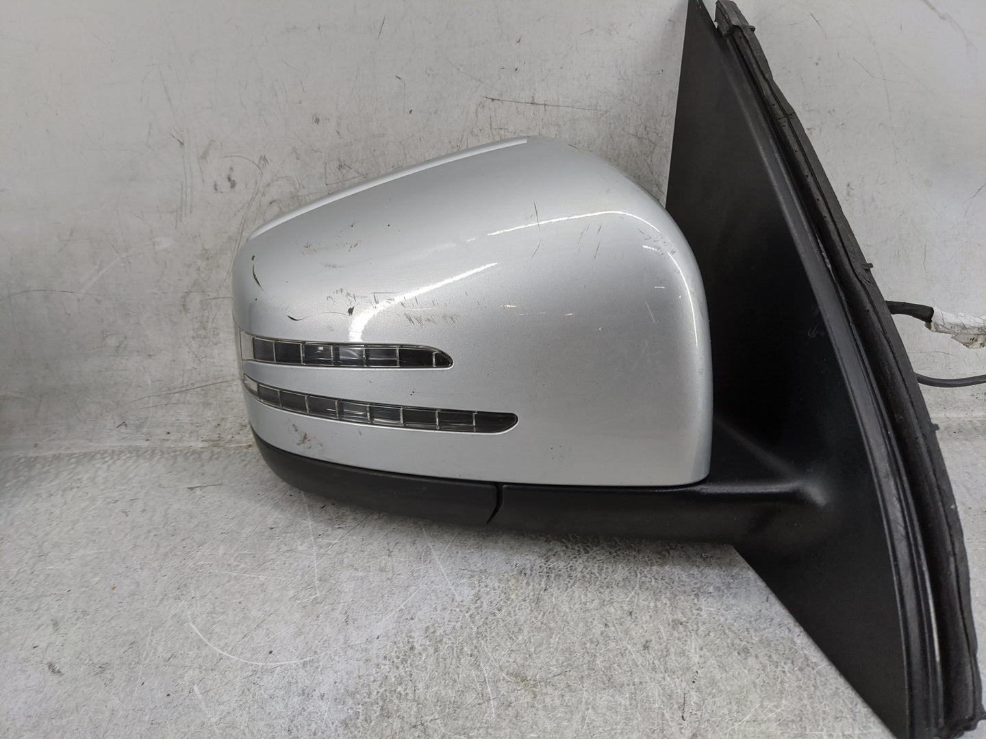2015 Mercedes-Benz C250 Passenger Side View Mirror - Right Door Mirror OEM Used - Oemusedautoparts1.com