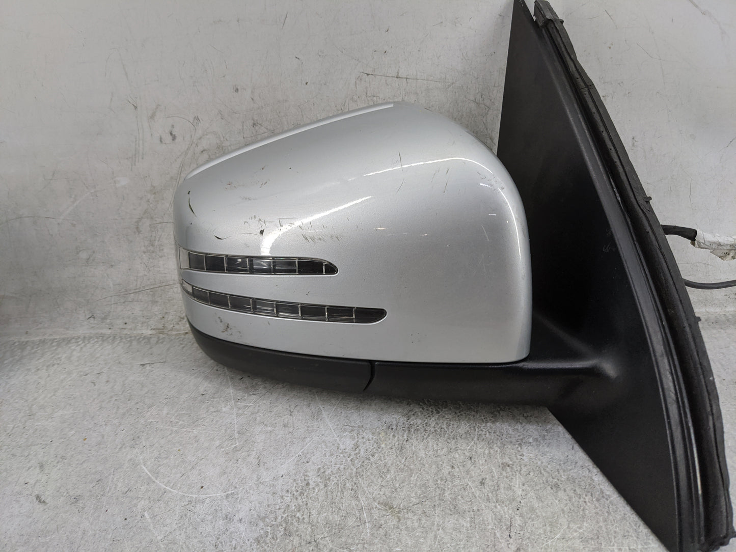2015 Mercedes-Benz C250 Passenger Side View Mirror - Right Door Mirror OEM Used - Oemusedautoparts1.com