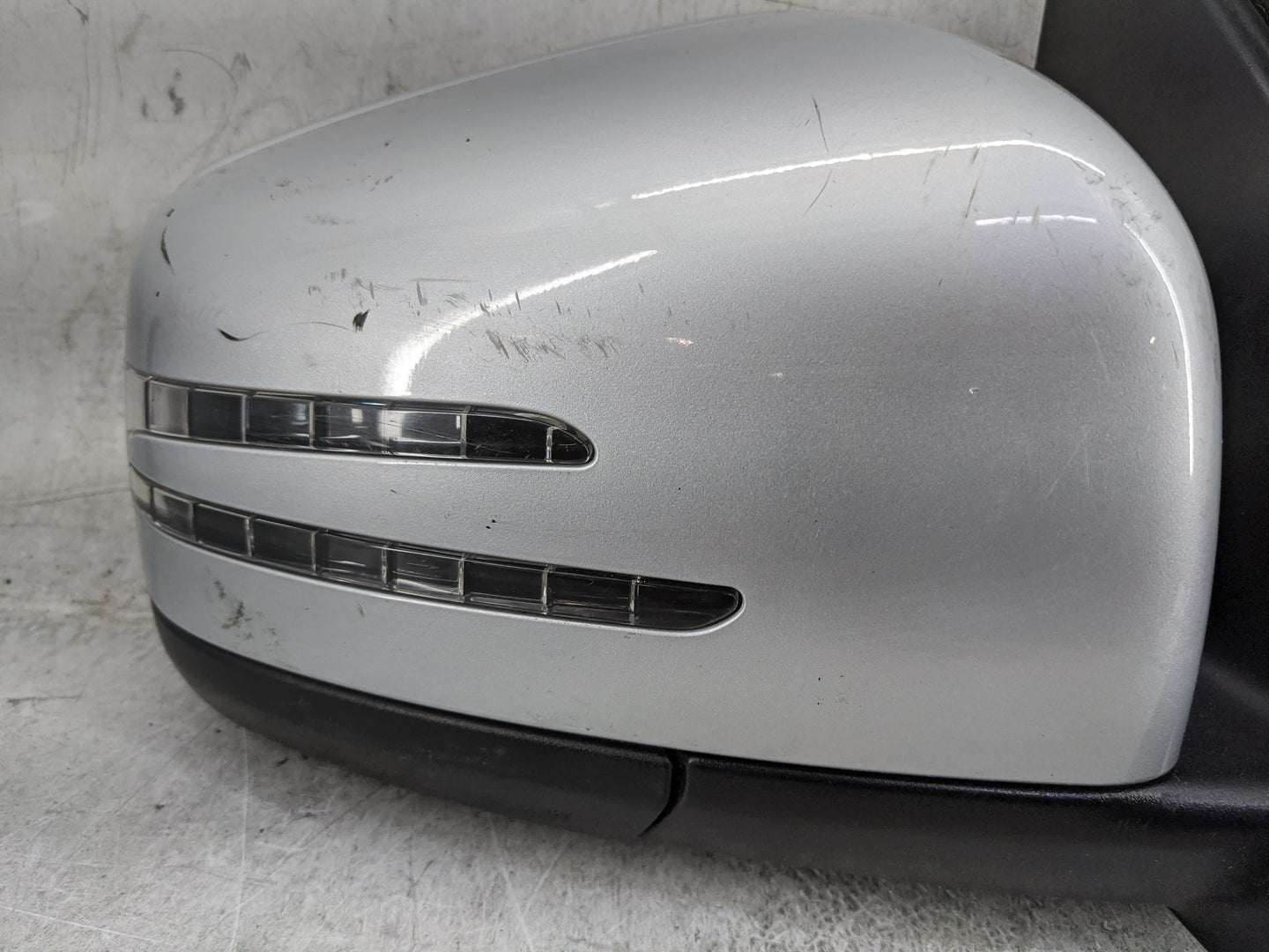 2015 Mercedes-Benz C250 Passenger Side View Mirror - Right Door Mirror OEM Used - Oemusedautoparts1.com