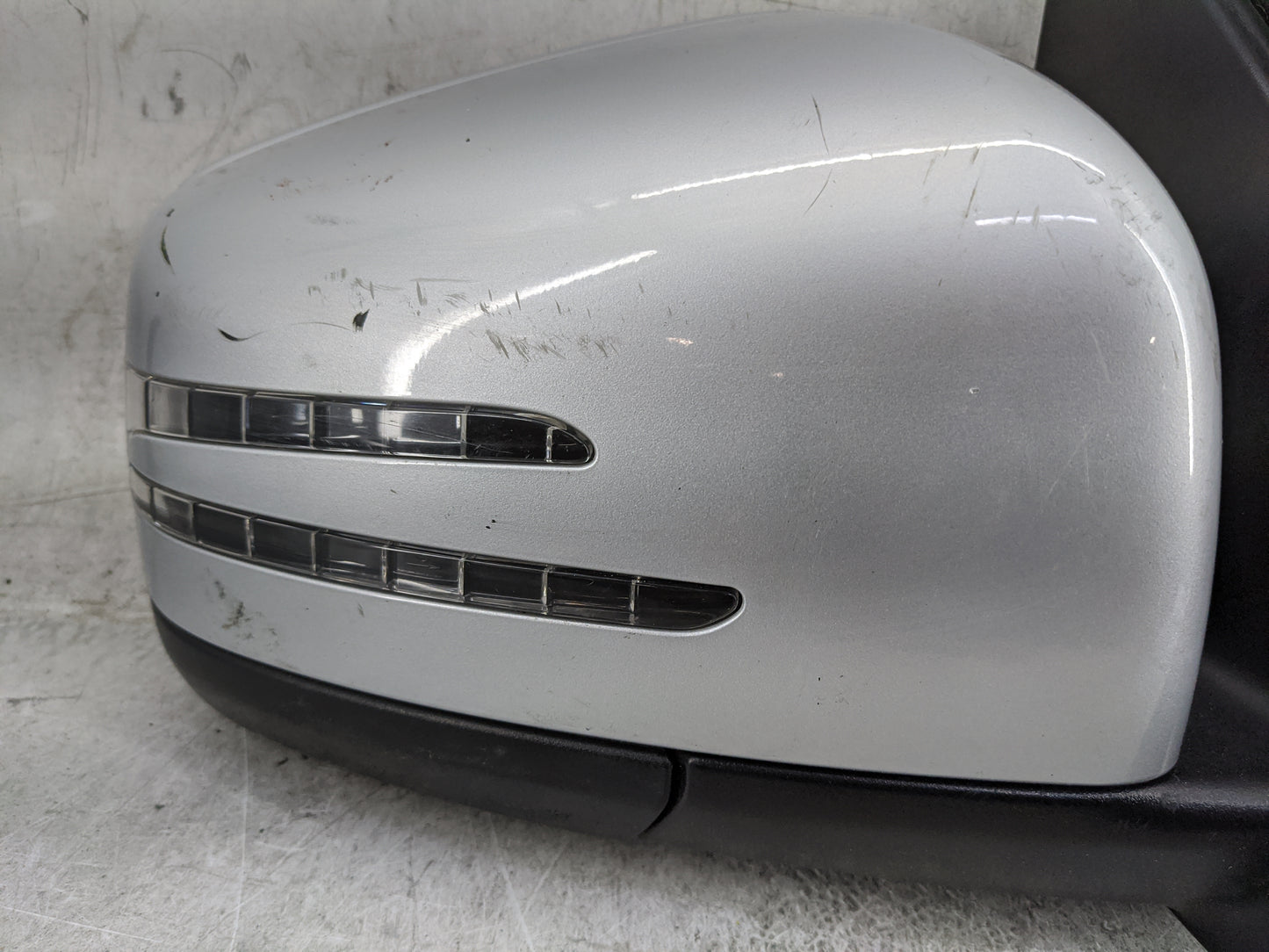 2015 Mercedes-Benz C250 Passenger Side View Mirror - Right Door Mirror OEM Used - Oemusedautoparts1.com