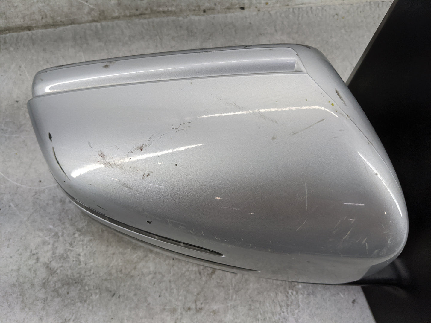 2015 Mercedes-Benz C250 Passenger Side View Mirror - Right Door Mirror OEM Used - Oemusedautoparts1.com