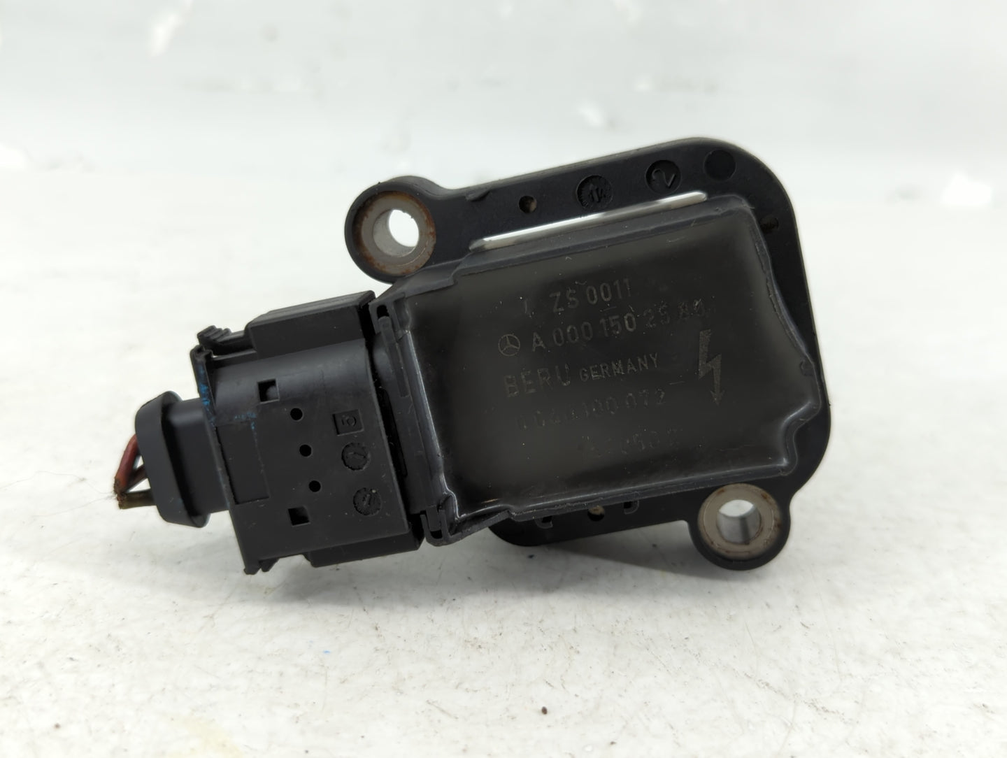 2012-2015 Mercedes-benz C250 Ignition Coil Igniter Pack - Oemusedautoparts1.com