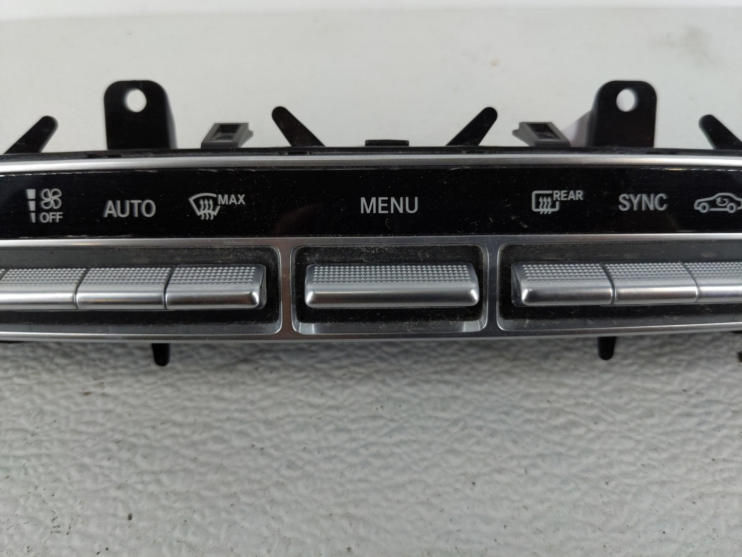 2015-2019 Mercedes-Benz C300 Climate Control Module Temperature AC/Heater Replacement P/N:A 205 905 47 06 Fits OEM Used Auto