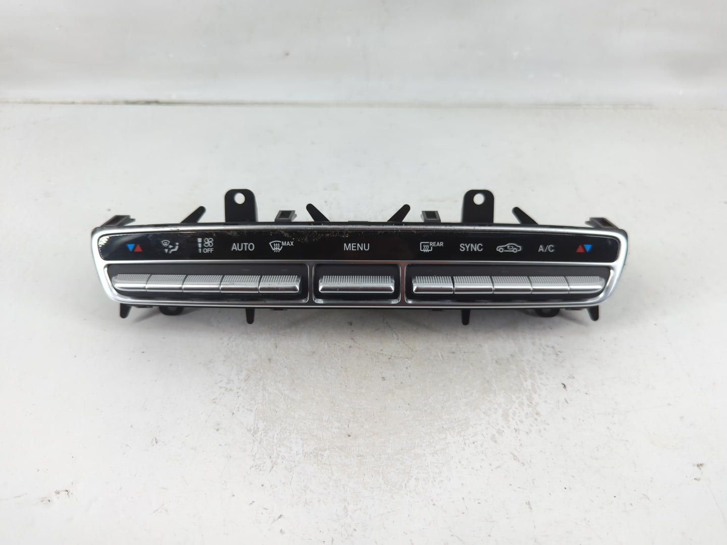 2015-2019 Mercedes-Benz C300 Climate Control Module Temperature AC/Heater Replacement P/N:A 205 905 81 05 Fits OEM Used Auto