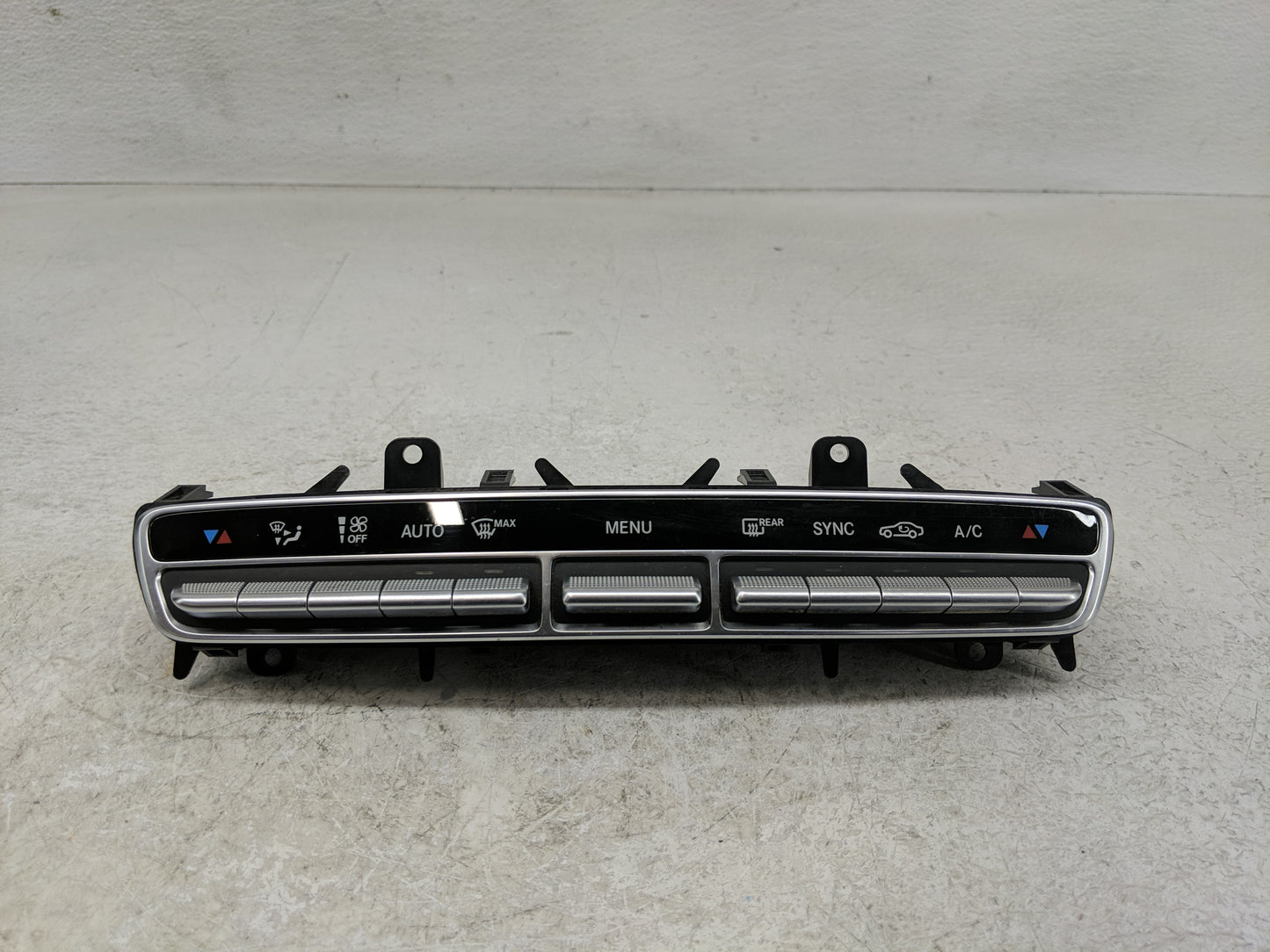 2015 Mercedes-Benz C300 Climate Control Module Temperature AC/Heater Replacement P/N:A2C91725100 A 205 905 81 05 Fits OEM Us