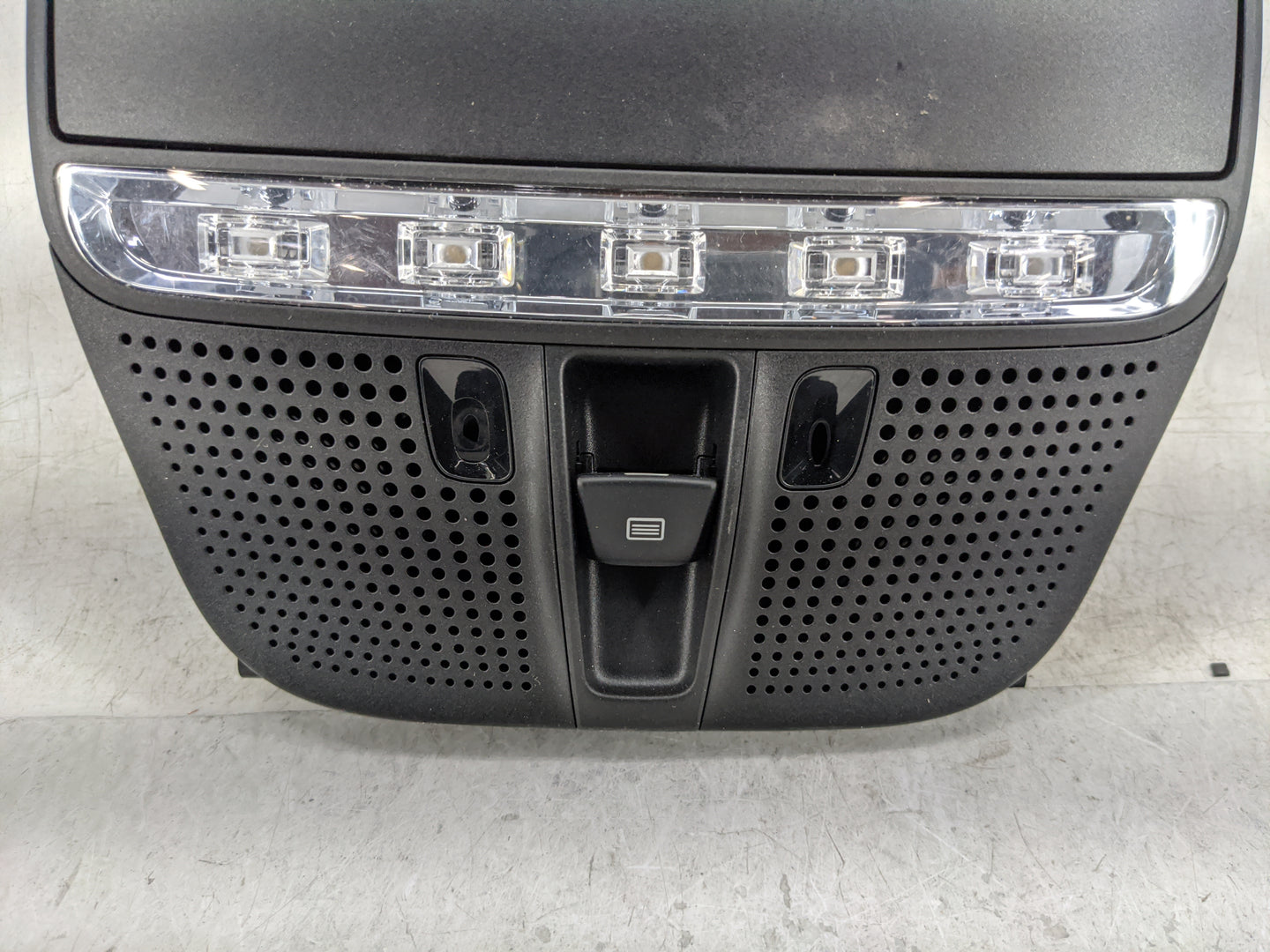 2015 Mercedes-benz C300 Overhead Roof Console - Oemusedautoparts1.com