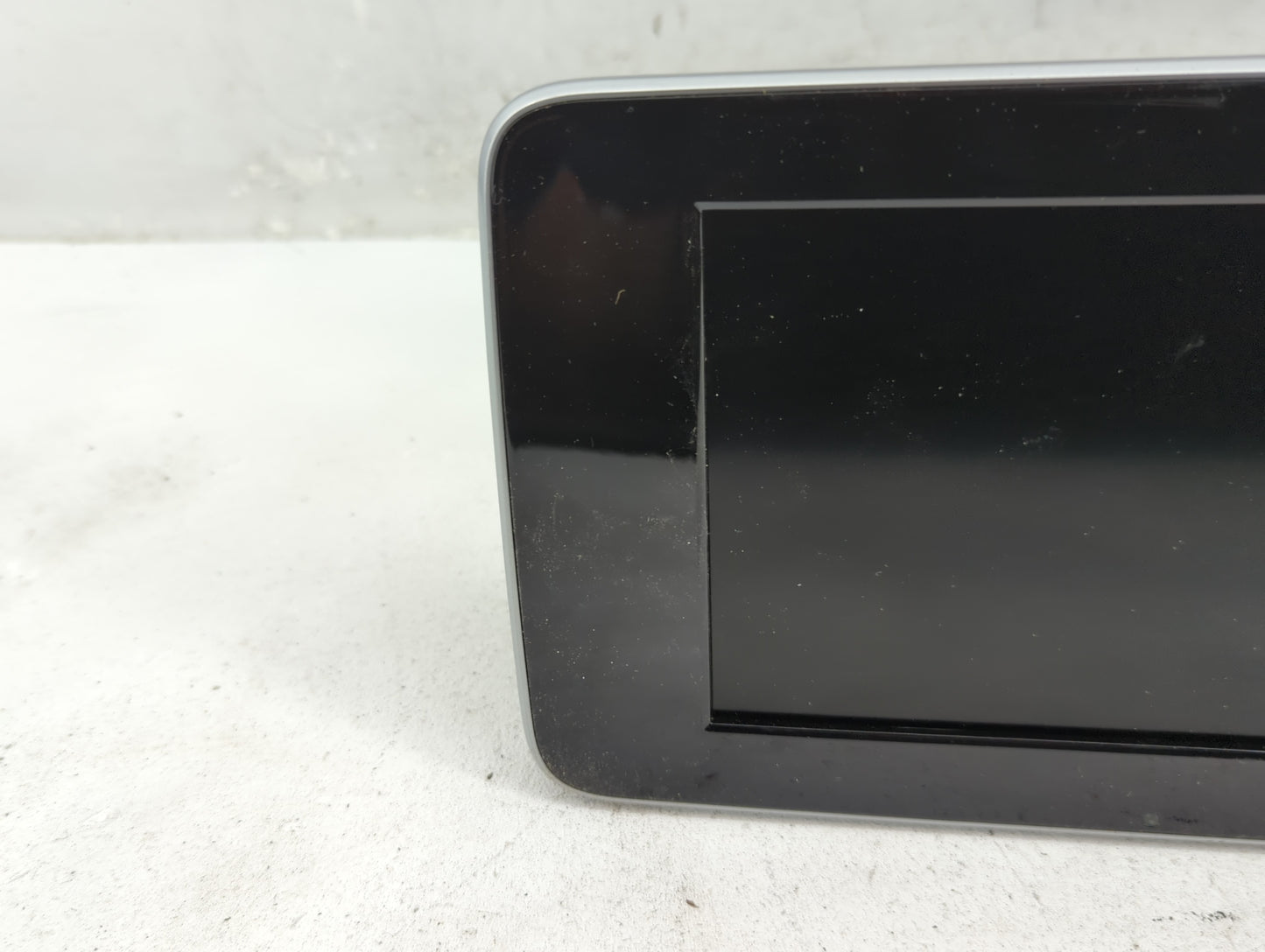 2015 Mercedes-benz C300 Information Display Screen - Oemusedautoparts1.com