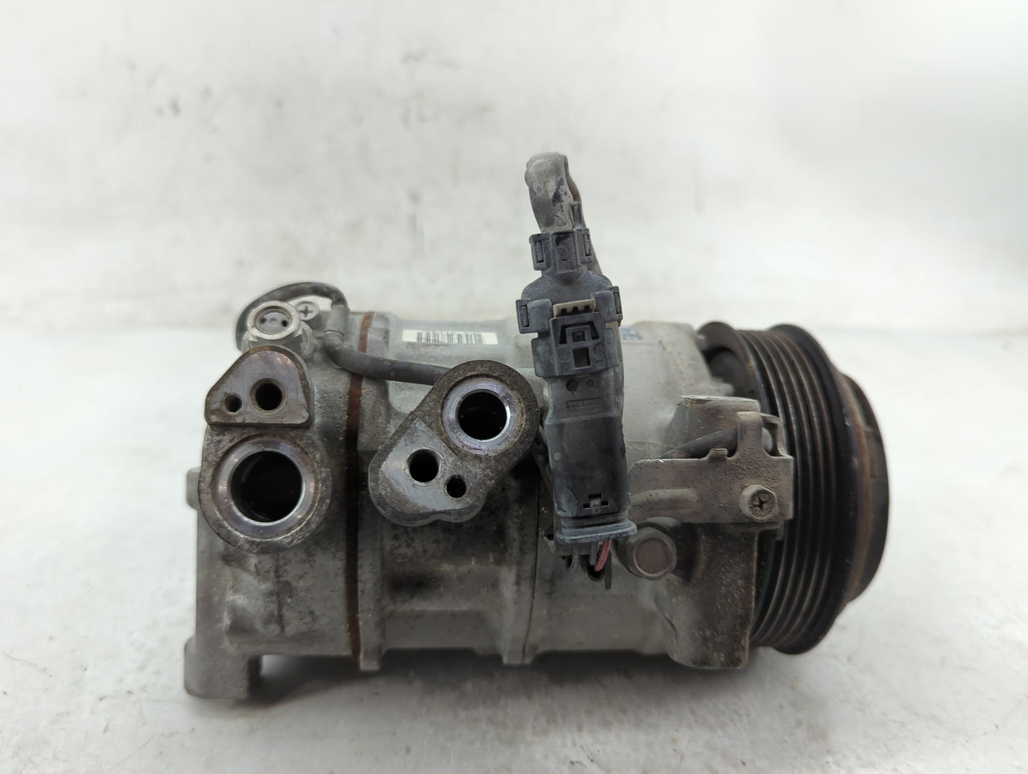 2015-2017 Mercedes-benz C300 Air Conditioning A/c Ac Compressor Oem - Oemusedautoparts1.com