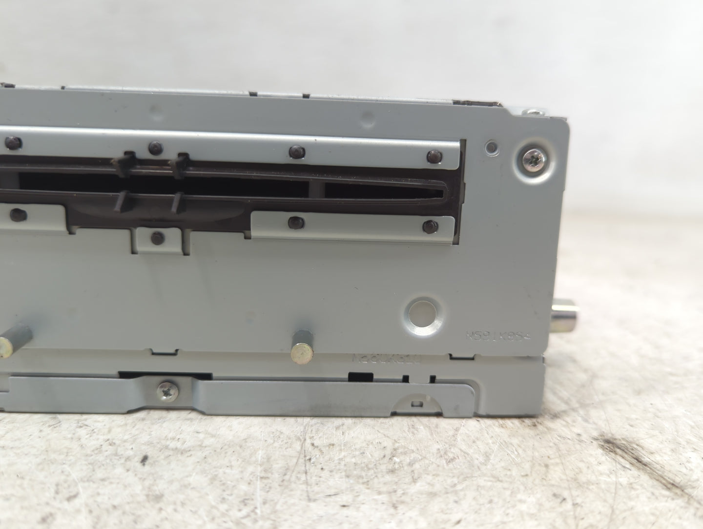 2015 Mercedes-Benz C300 Radio AM FM Cd Player Receiver Replacement P/N:A 205 900 90 17 Fits OEM Used Auto Parts - Oemusedaut