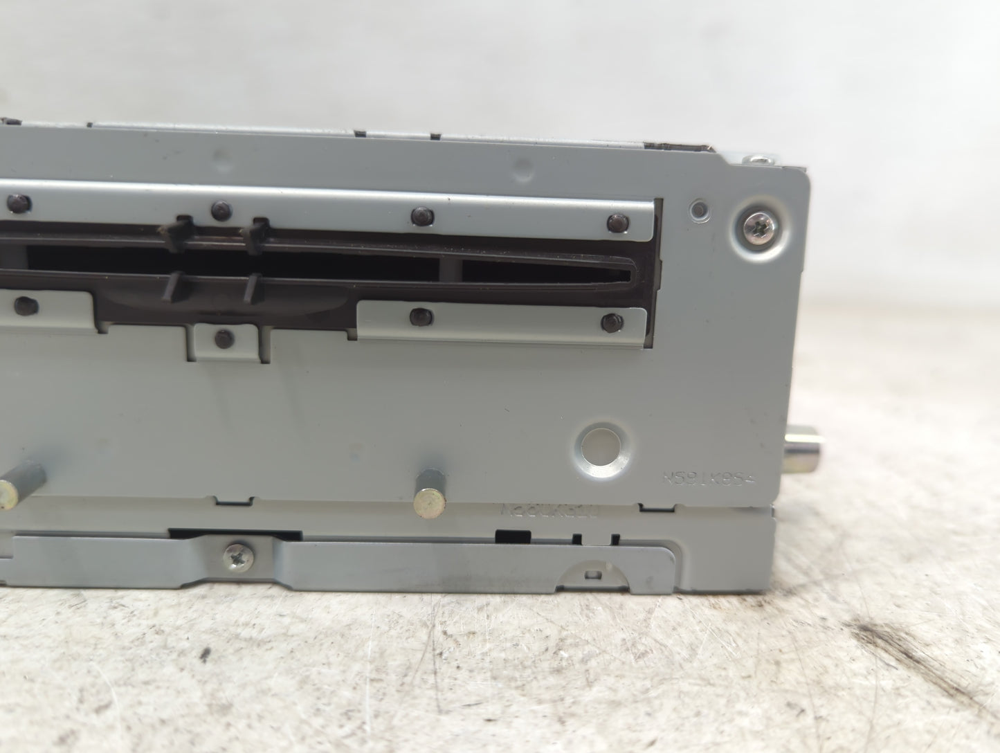 2015 Mercedes-Benz C300 Radio AM FM Cd Player Receiver Replacement P/N:A 205 900 90 17 Fits OEM Used Auto Parts - Oemusedaut