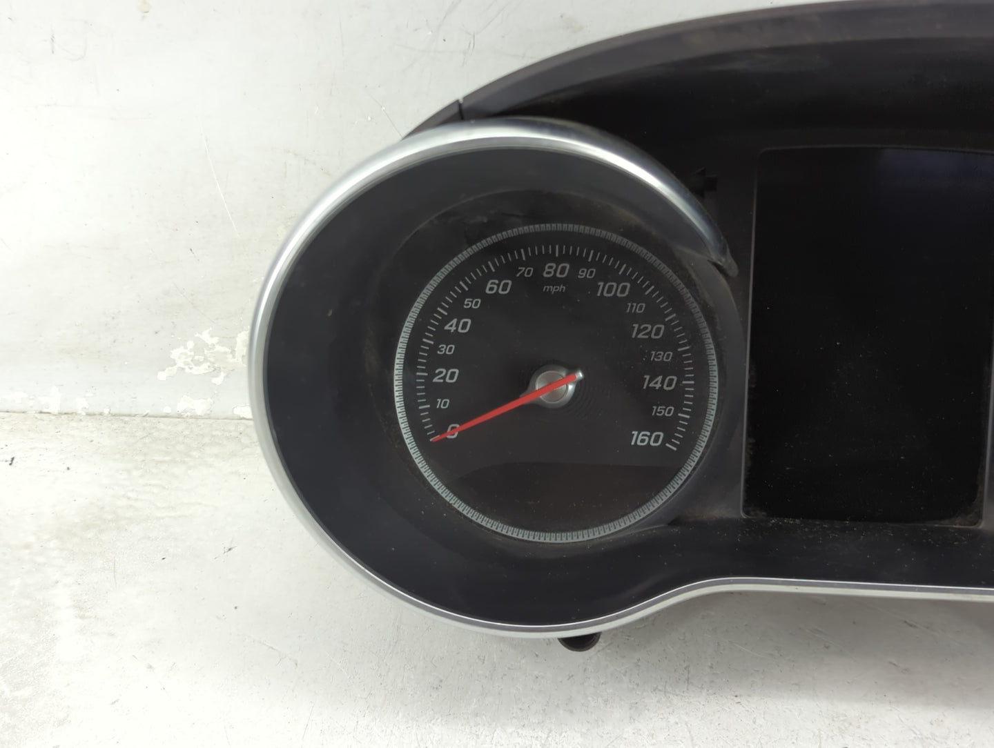 2015 Mercedes-Benz C300 Instrument Cluster Speedometer Gauges P/N:A 205 900 07 16 Miles: Fits OEM Used Auto Parts - Oemuseda
