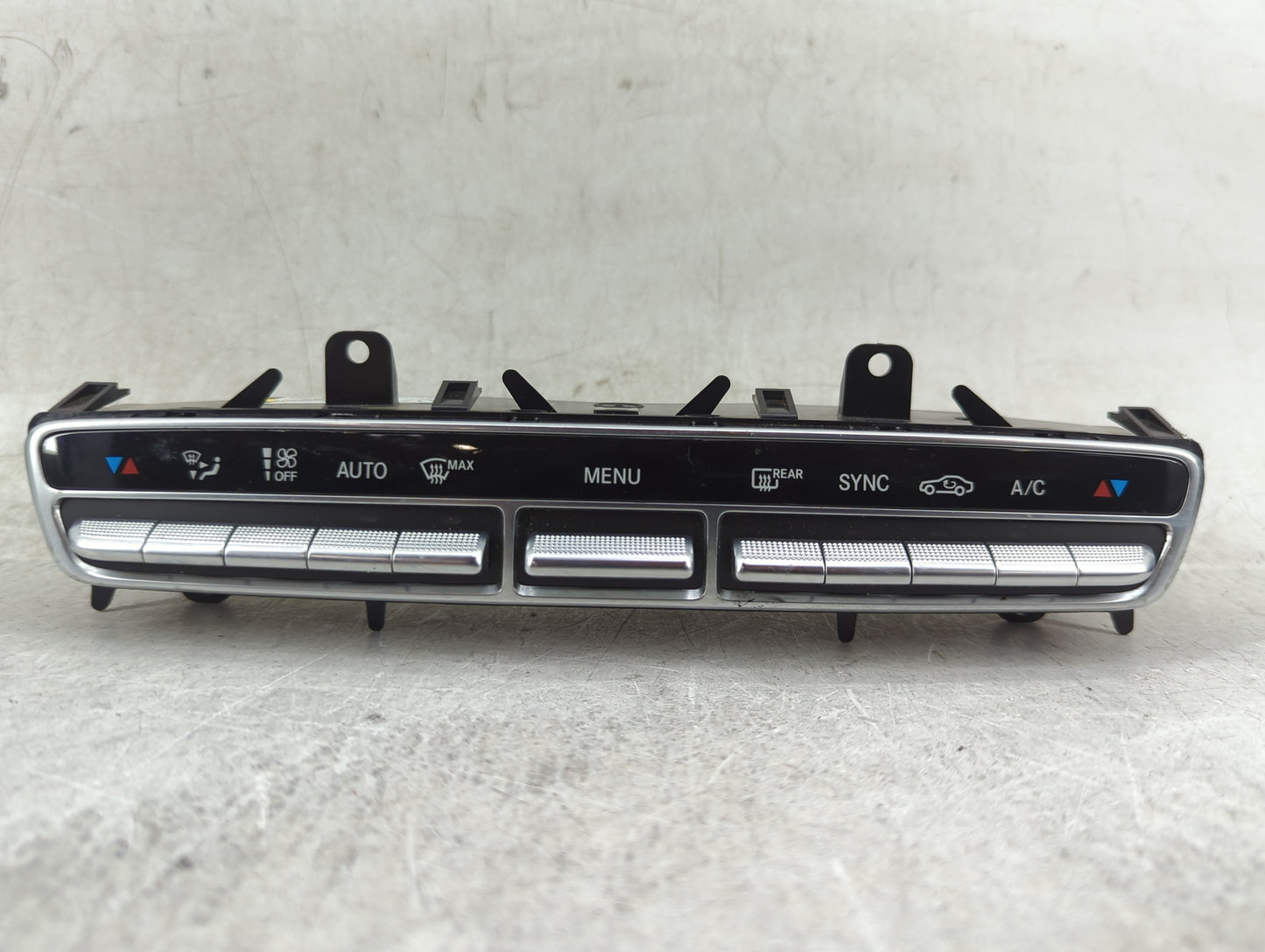 2015-2019 Mercedes-Benz C300 Climate Control Module Temperature AC/Heater Replacement P/N:A 205 905 81 05 Fits OEM Used Auto