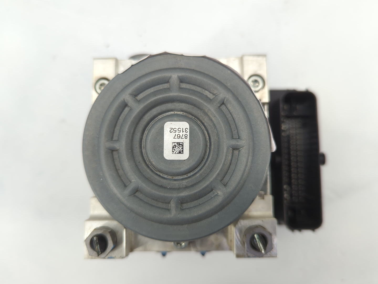 2016 Mercedes-Benz C300 ABS Pump Control Module Replacement Fits OEM Used Auto Parts - Oemusedautoparts1.com