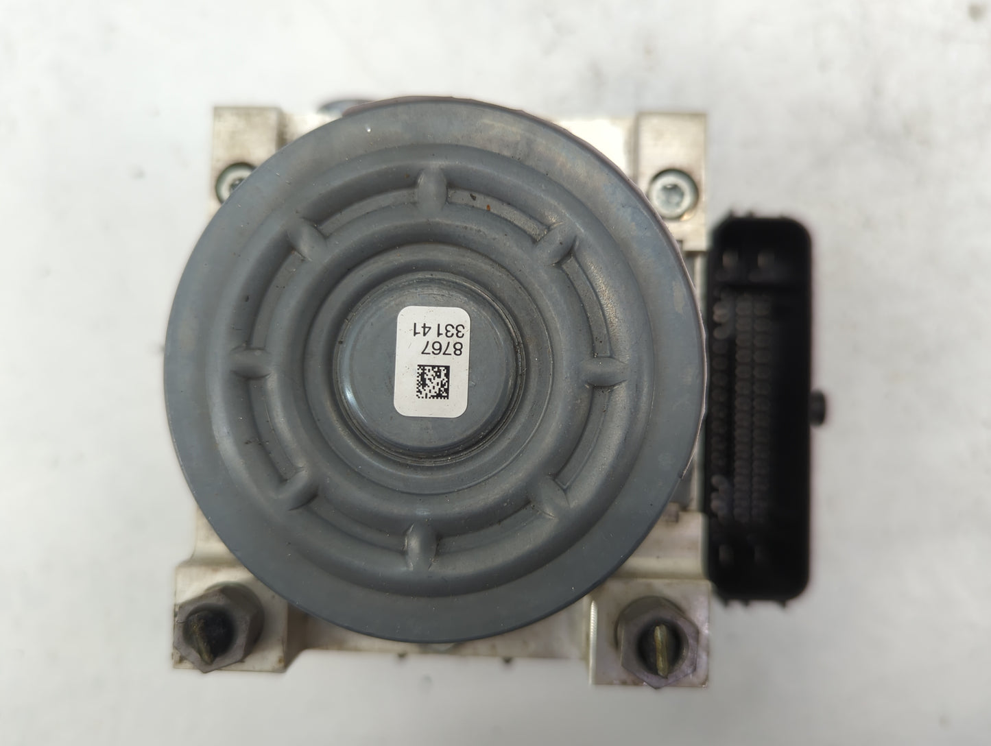 2015 Mercedes-Benz C300 ABS Pump Control Module Replacement P/N:A 205 901 28 00 Fits OEM Used Auto Parts - Oemusedautoparts1