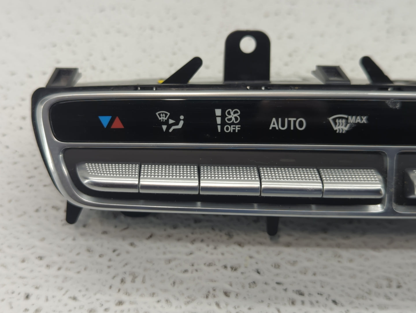 2015 Mercedes-Benz C300 Climate Control Module Temperature AC/Heater Replacement P/N:A2C91725100 A 205 905 81 05 Fits OEM Us
