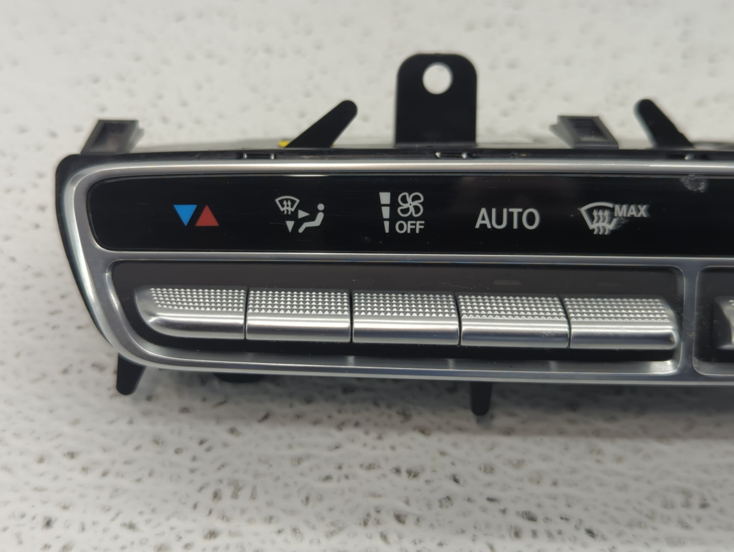 2015 Mercedes-Benz C300 Climate Control Module Temperature AC/Heater Replacement P/N:A2C91725100 A 205 905 81 05 Fits OEM Us