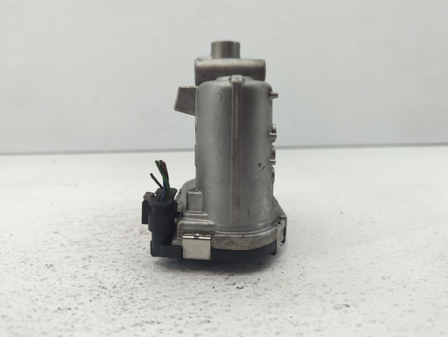 2015-2018 Mercedes-Benz C300 Throttle Body P/N:A 270 141 00 25 2701410025 Fits Fits 2013 2014 2015 2016 2017 2018 2019 2020 