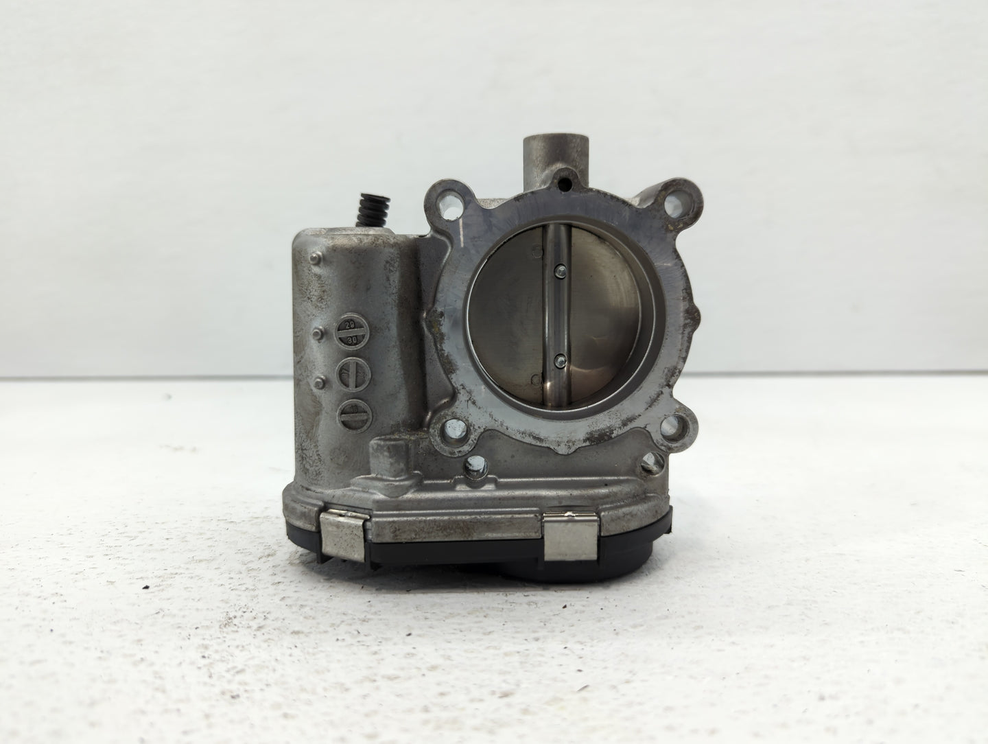 2015-2018 Mercedes-Benz C300 Throttle Body P/N:A 270 141 00 25 2701410025 Fits Fits 2013 2014 2015 2016 2017 2018 2019 2020 