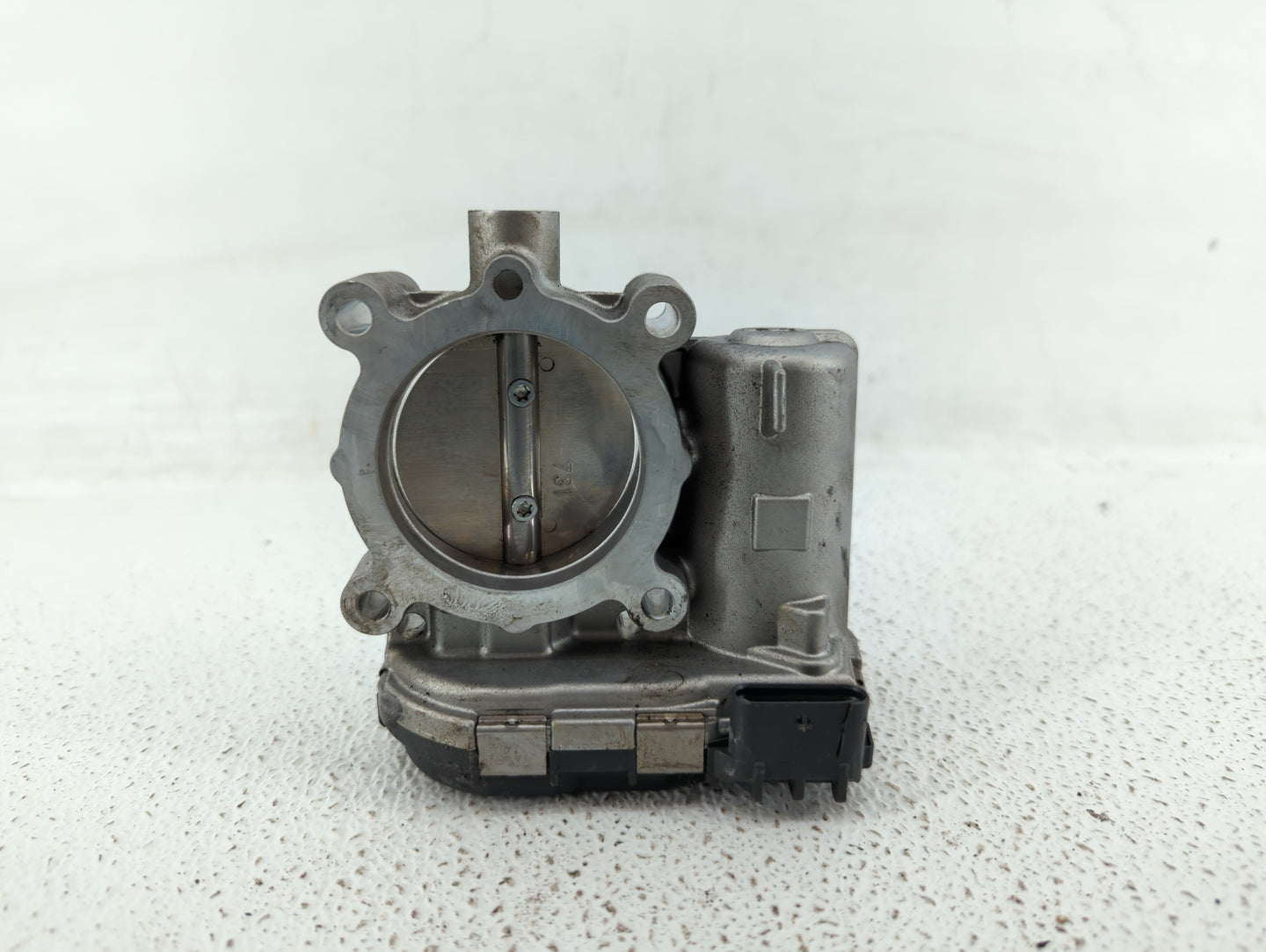 2015-2018 Mercedes-Benz C300 Throttle Body P/N:A 270 141 00 25 2701410025 Fits Fits 2013 2014 2015 2016 2017 2018 2019 2020 