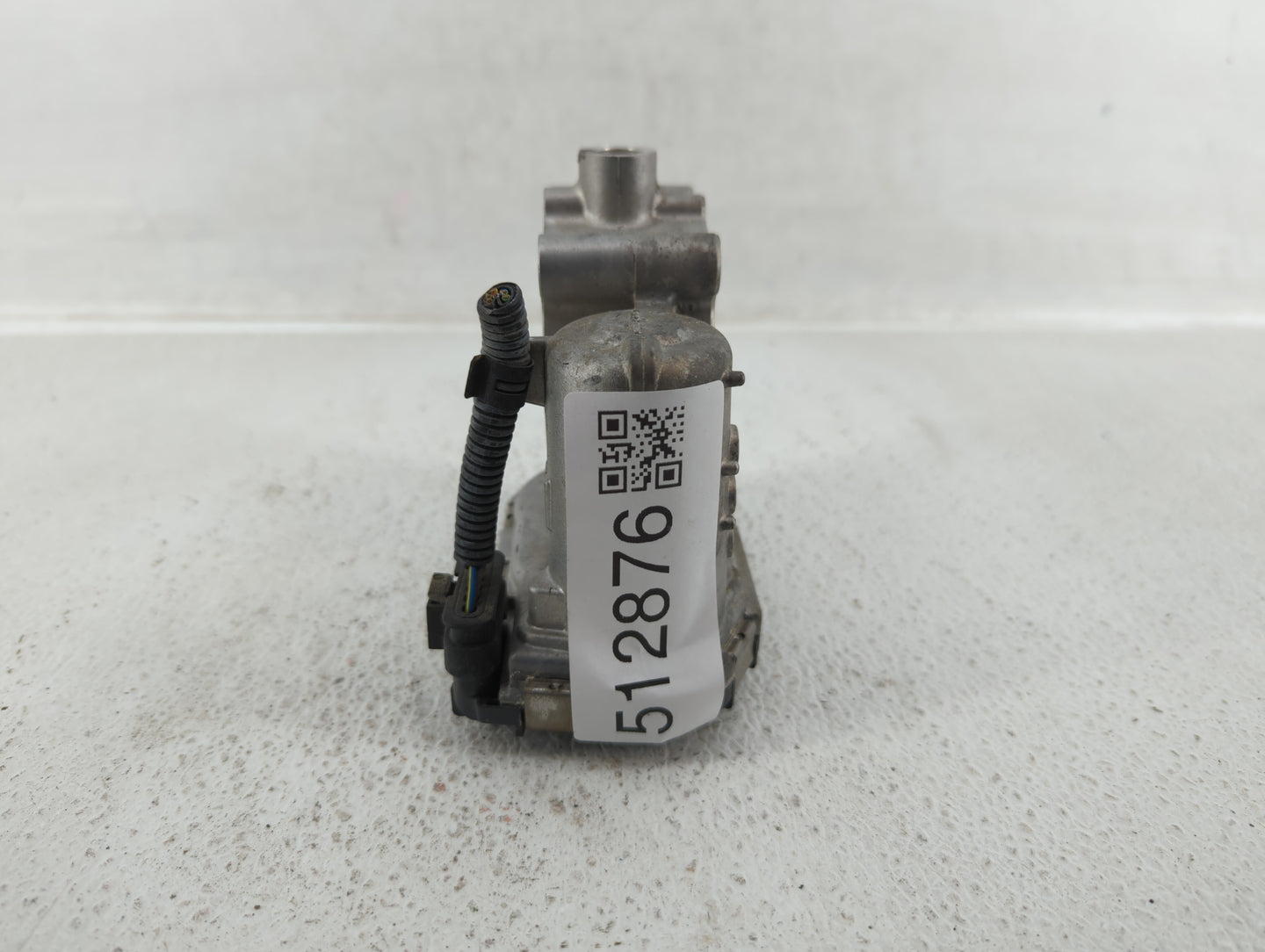 2015-2018 Mercedes-Benz C300 Throttle Body P/N:A 270 141 00 25 2701410025 Fits Fits 2013 2014 2015 2016 2017 2018 2019 2020 