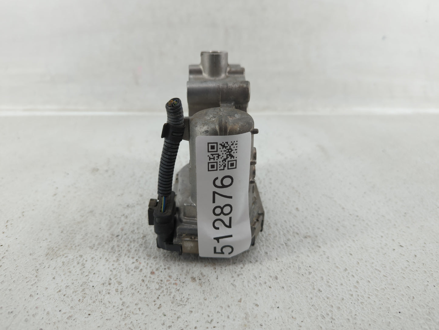 2015-2018 Mercedes-Benz C300 Throttle Body P/N:A 270 141 00 25 2701410025 Fits Fits 2013 2014 2015 2016 2017 2018 2019 2020 
