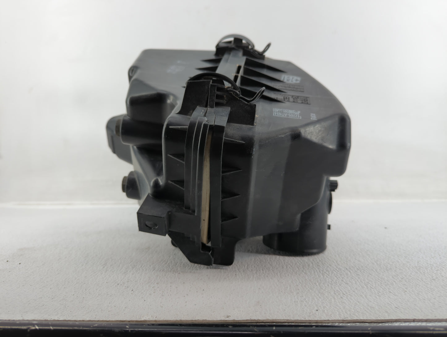2015-2019 Mercedes-benz C300 Air Cleaner Intake-duct Hose Tube - Oemusedautoparts1.com