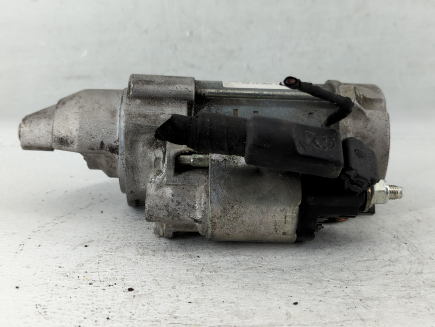 2015-2018 Mercedes-Benz C300 Car Starter Motor Solenoid OEM P/N:2020-01431-15-072 15 T 072 Fits OEM Used Auto Parts - Oemuse